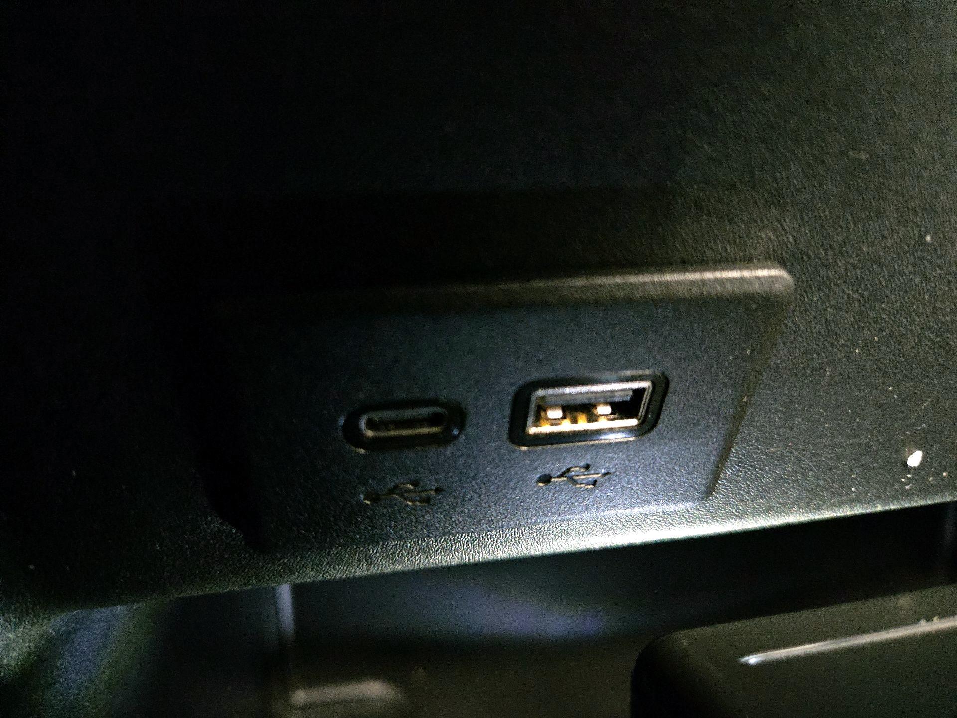 Thumbnail: 2024 Chevrolet Silverado 1500 - 18