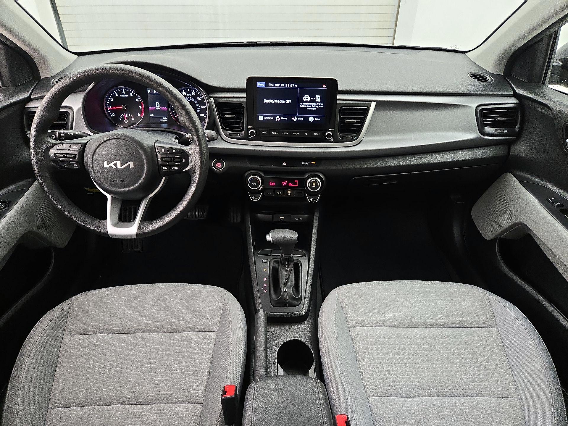 Thumbnail: 2023 Kia Rio - 9