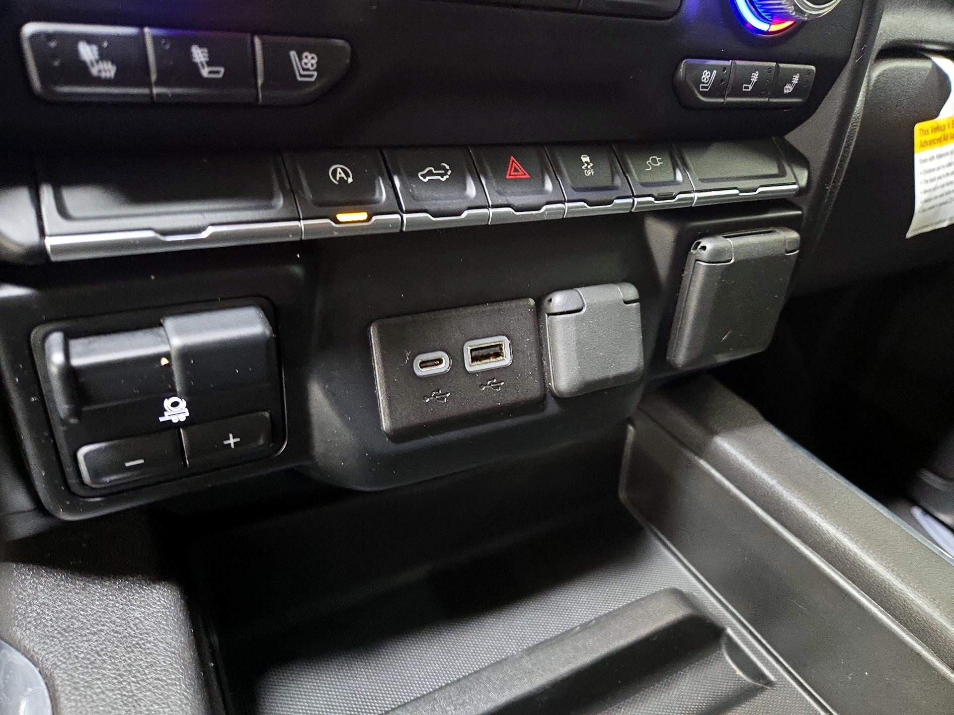 Thumbnail: 2022 GMC Sierra 1500 - 18