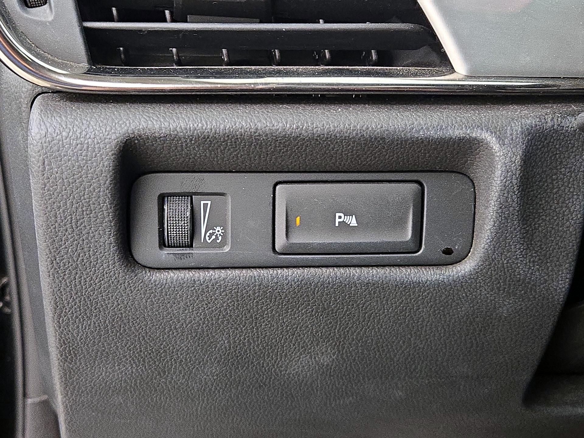 Thumbnail: 2014 Cadillac ATS - 13