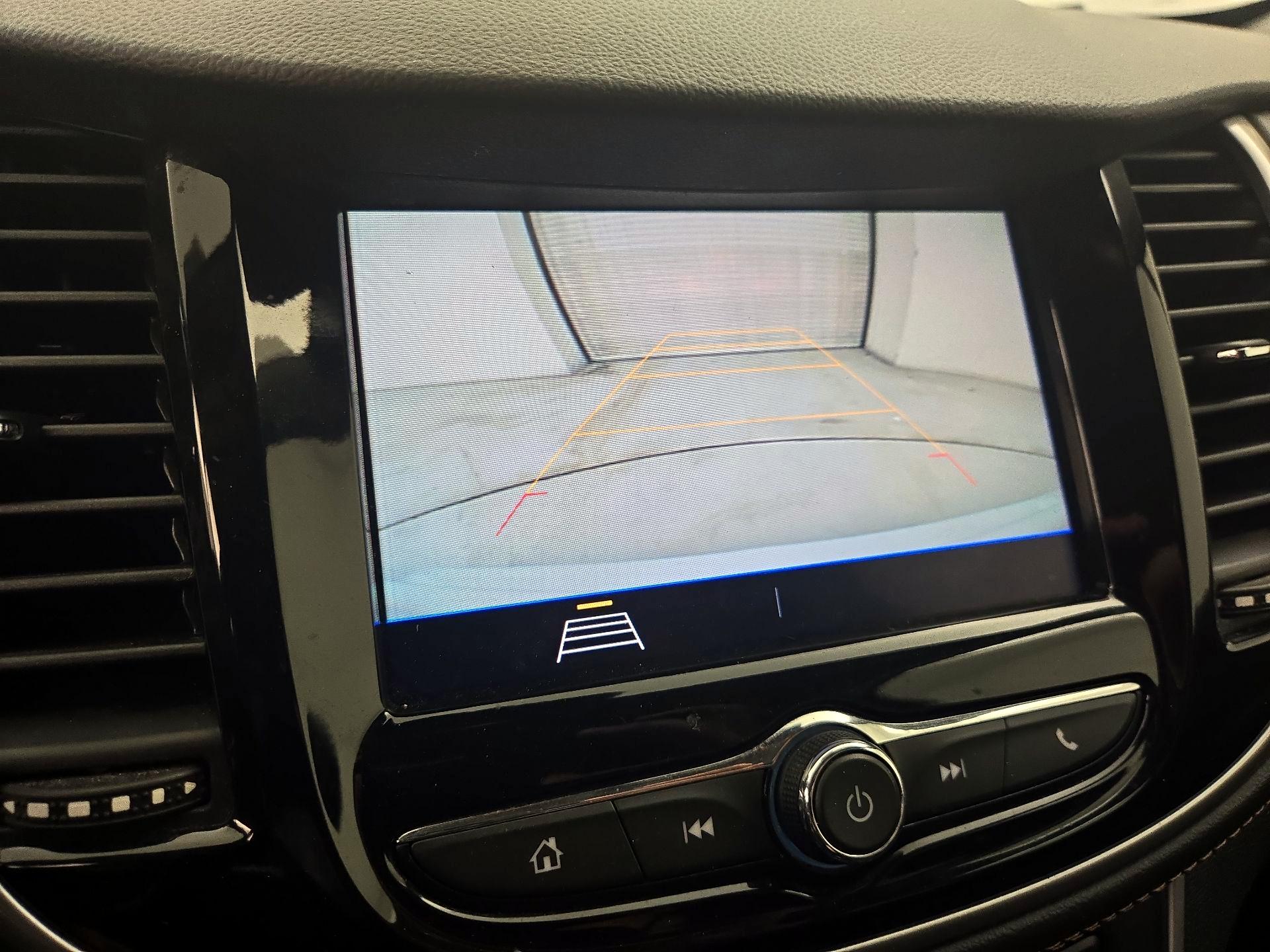 Thumbnail: 2020 Chevrolet Trax - 14