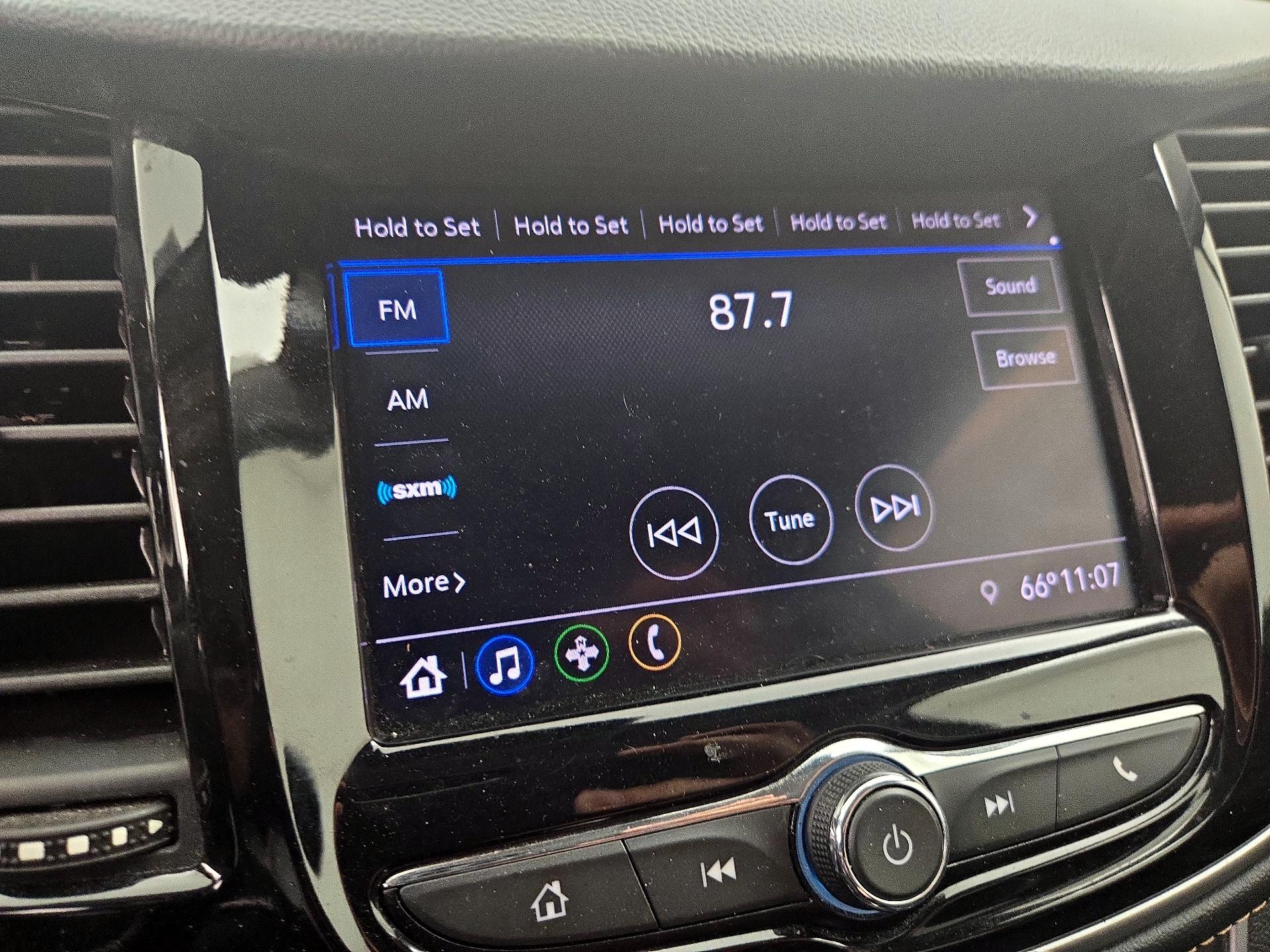 Thumbnail: 2020 Chevrolet Trax - 15