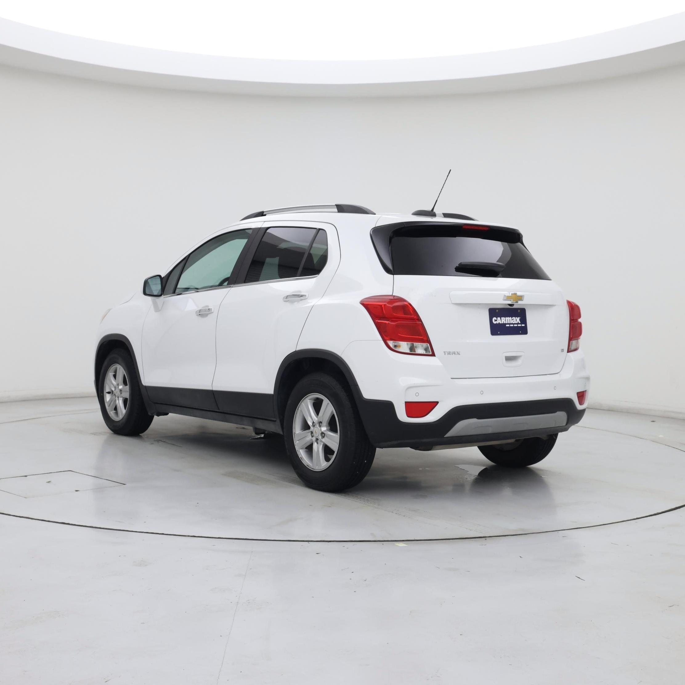 Thumbnail: 2020 Chevrolet Trax - 2