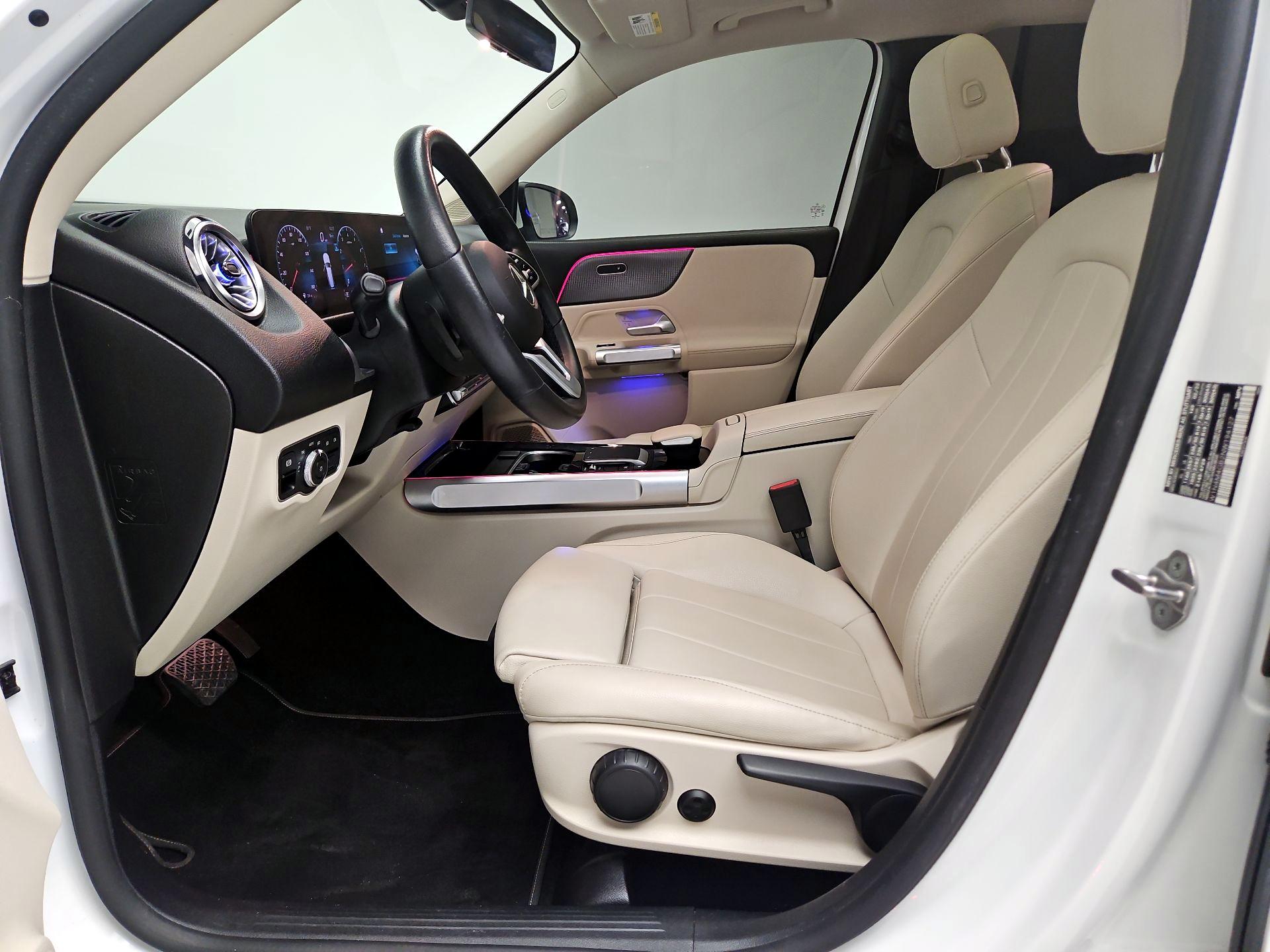 Thumbnail: 2022 Mercedes-Benz GLB - 11