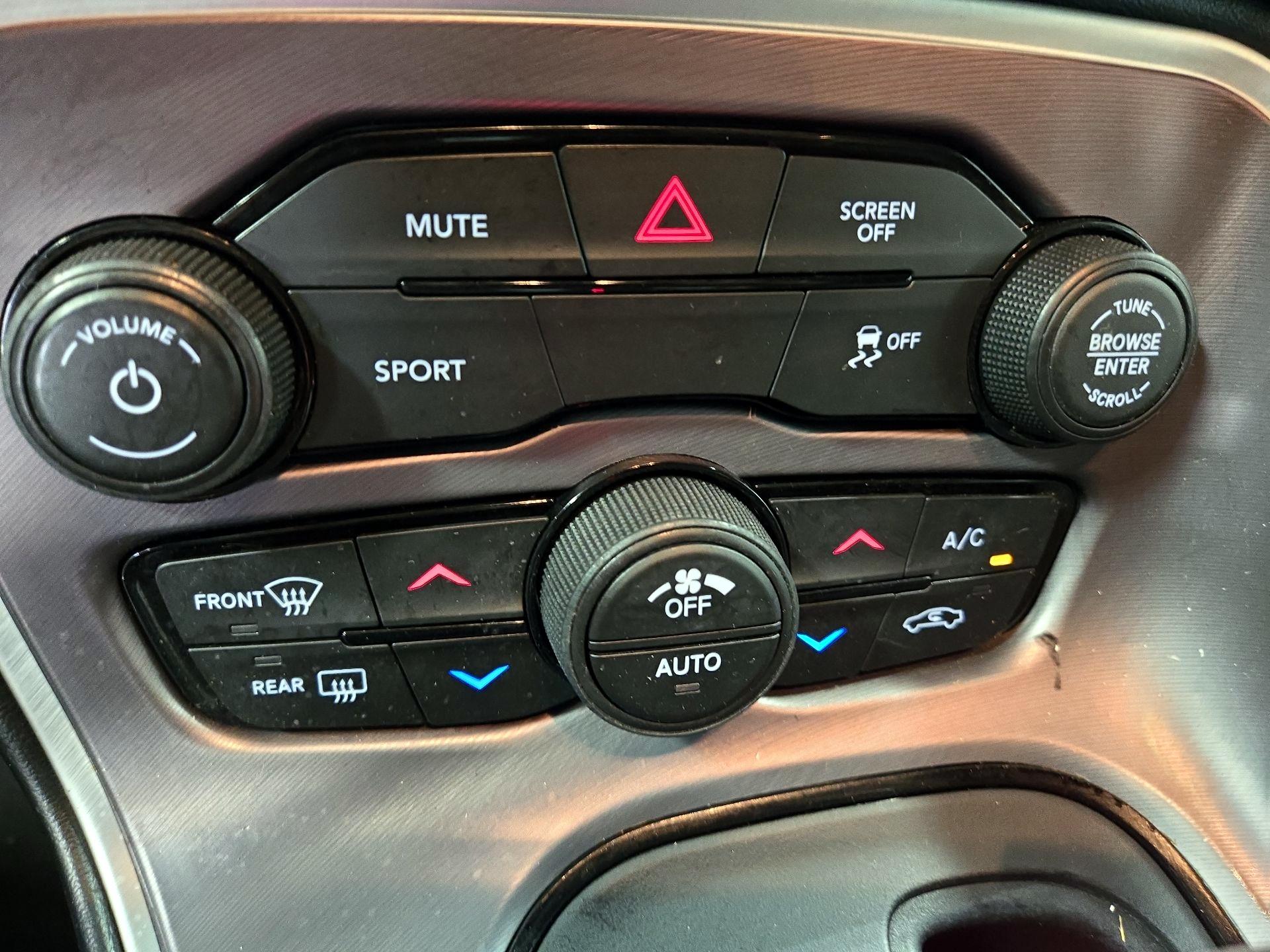 Thumbnail: 2021 Dodge Challenger - 16