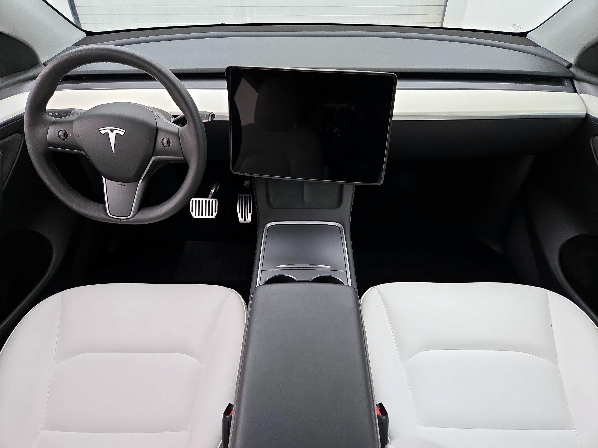 Thumbnail: 2023 Tesla Model Y - 9