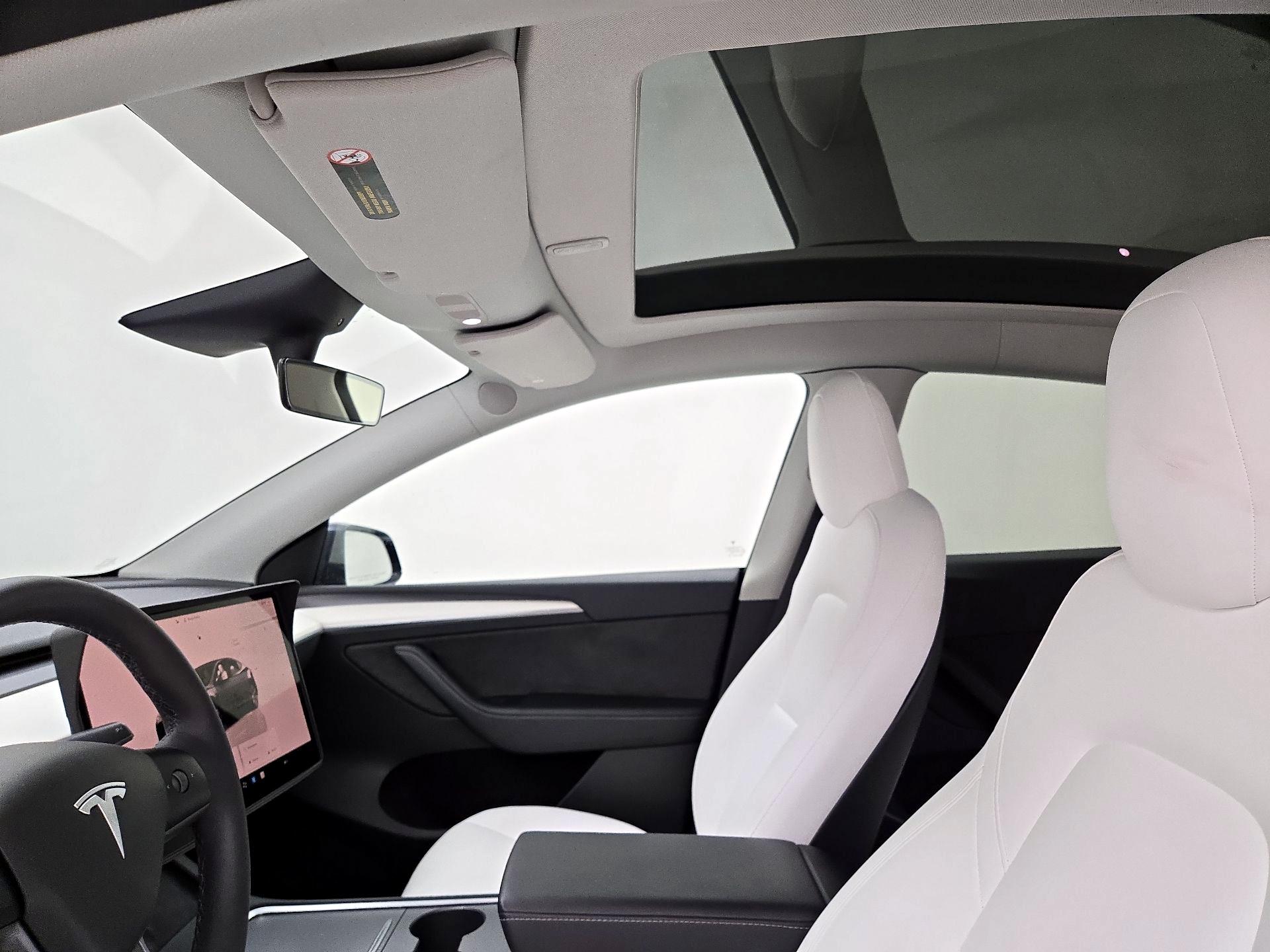 Thumbnail: 2023 Tesla Model Y - 18