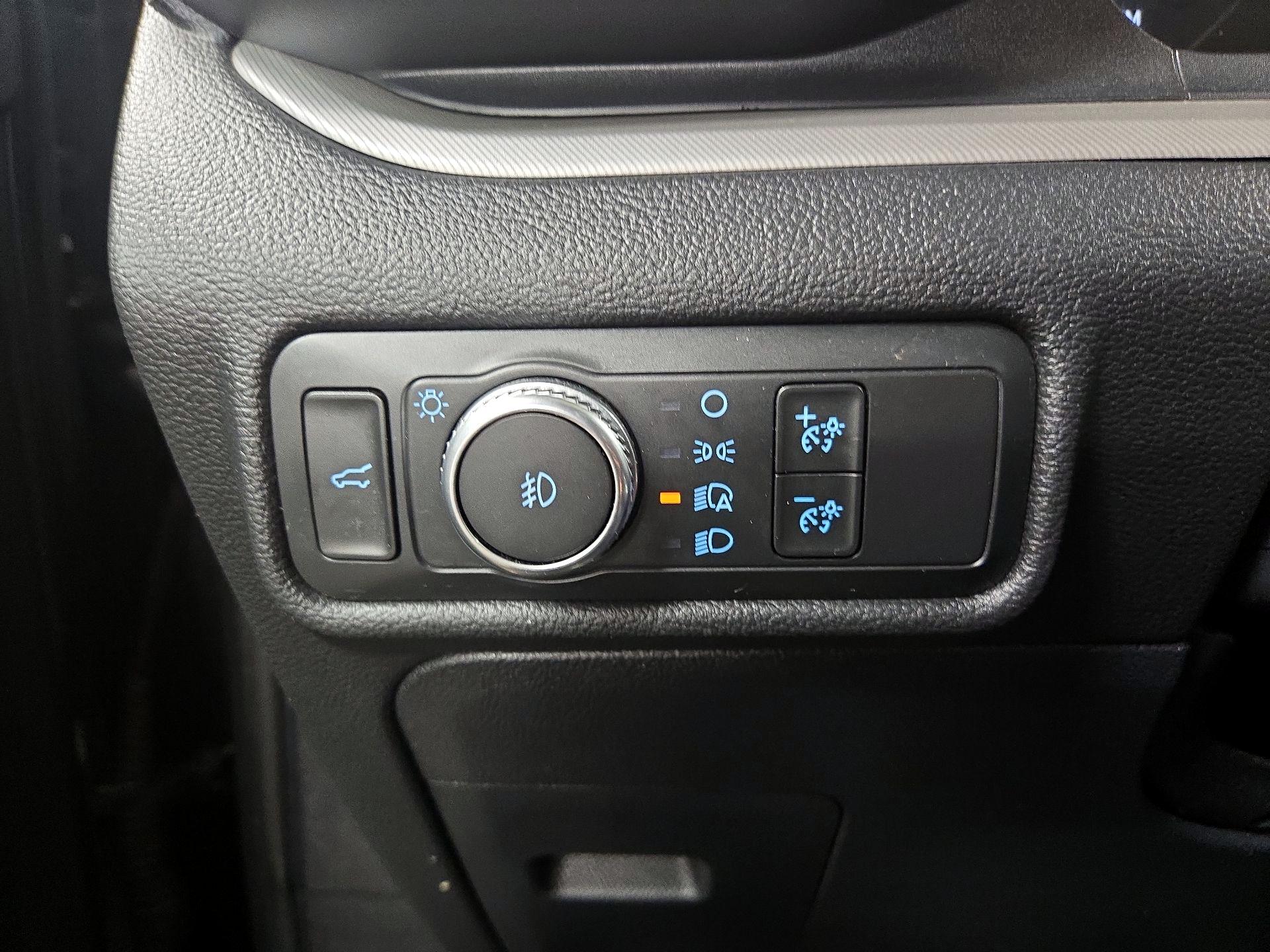 Thumbnail: 2020 Ford Explorer - 13