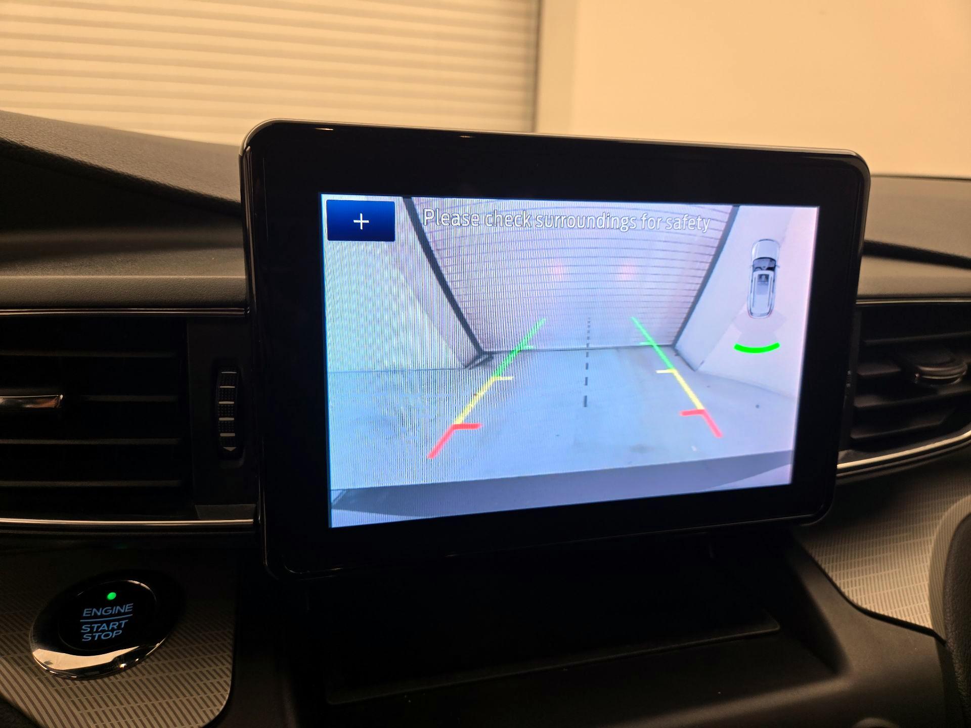 Thumbnail: 2020 Ford Explorer - 14