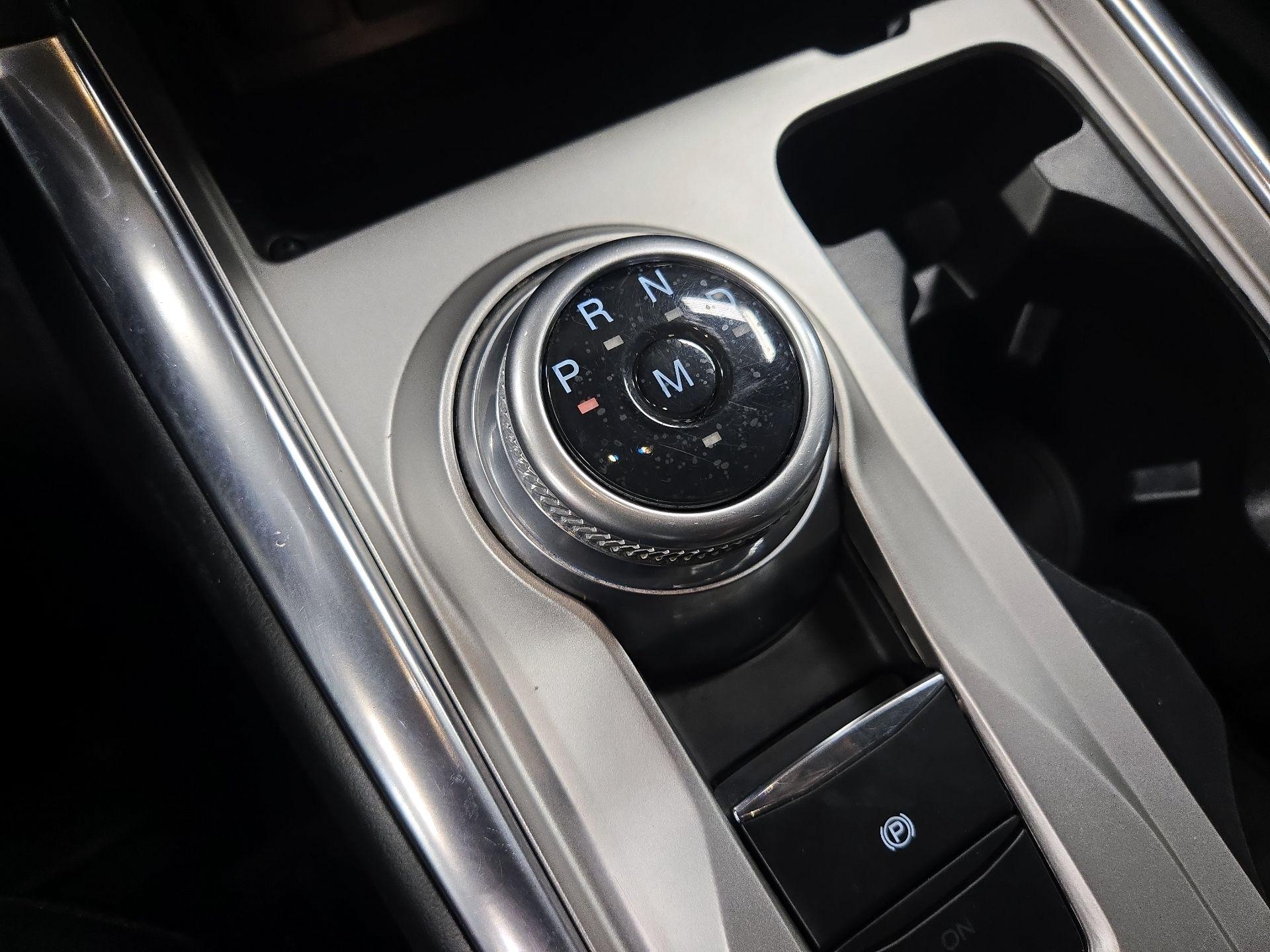 Thumbnail: 2020 Ford Explorer - 17