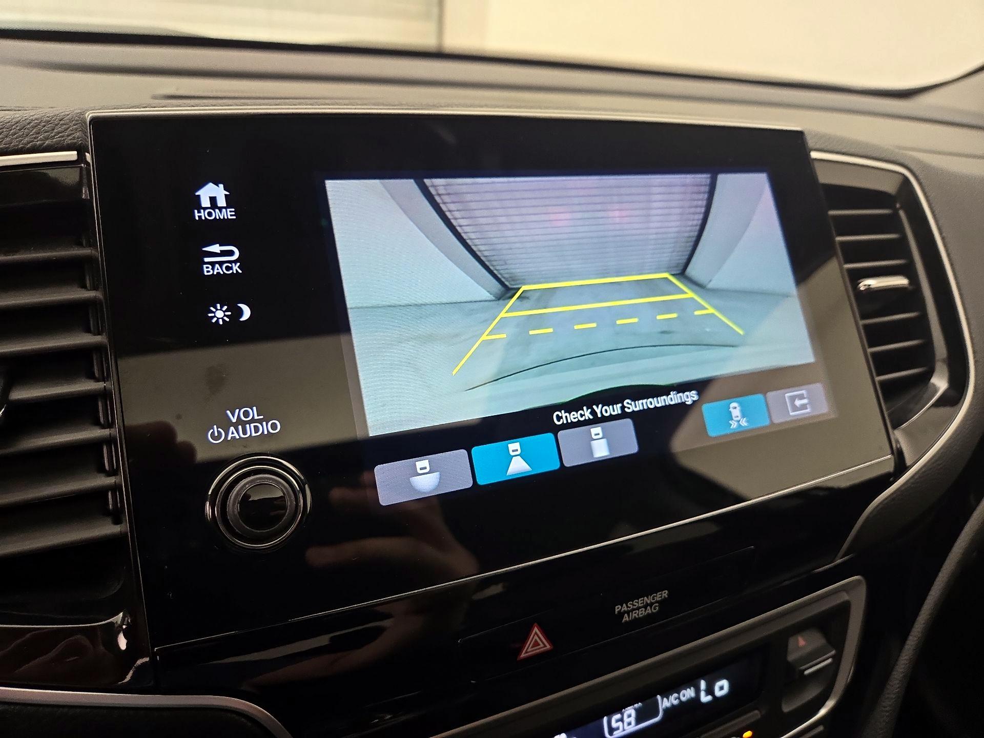 Thumbnail: 2020 Honda Pilot - 14