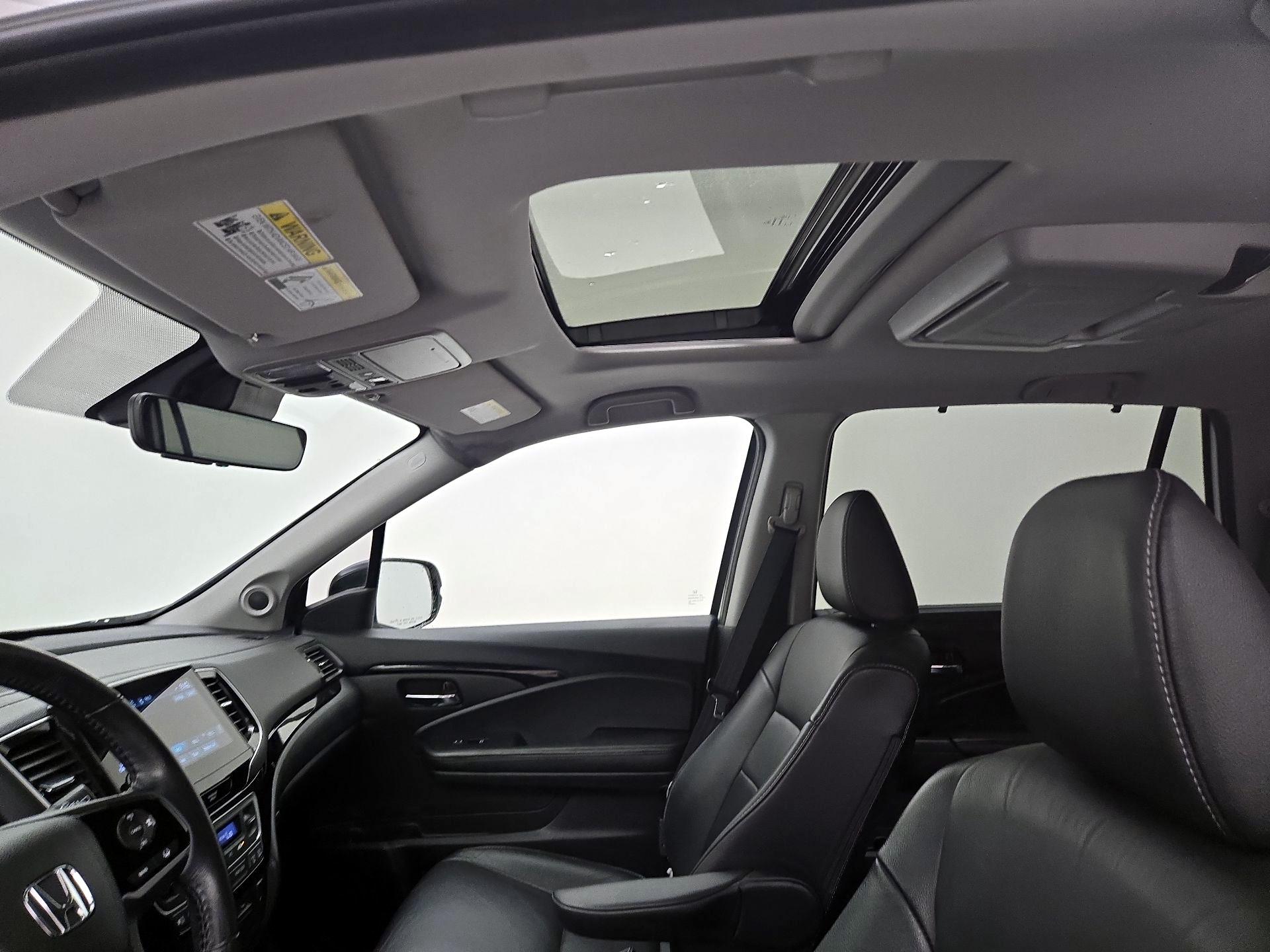 Thumbnail: 2020 Honda Pilot - 19