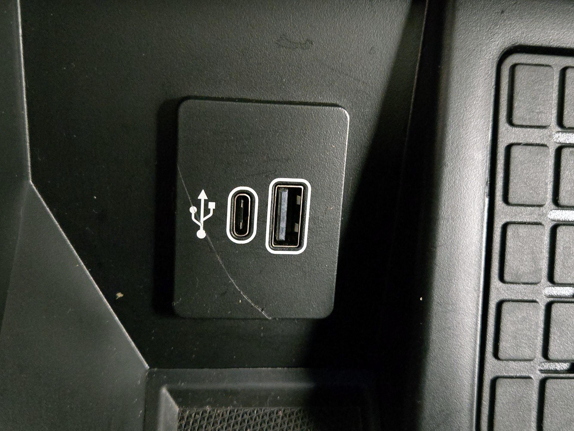 Thumbnail: 2025 Ford F-150 - 19