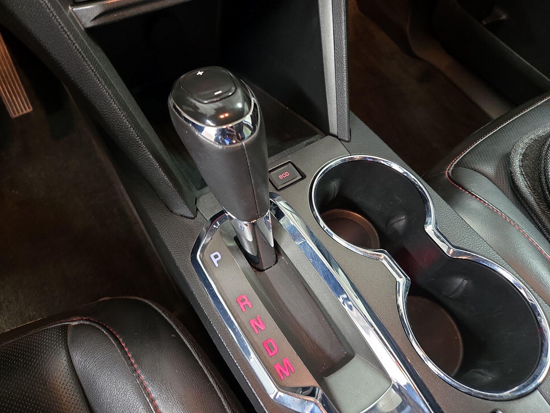 Thumbnail: 2017 GMC Terrain - 16