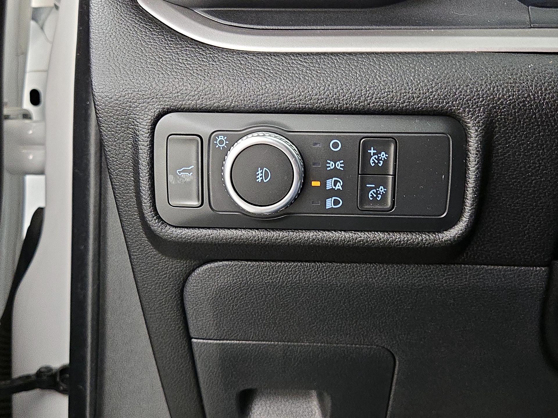 Thumbnail: 2022 Ford Explorer - 13