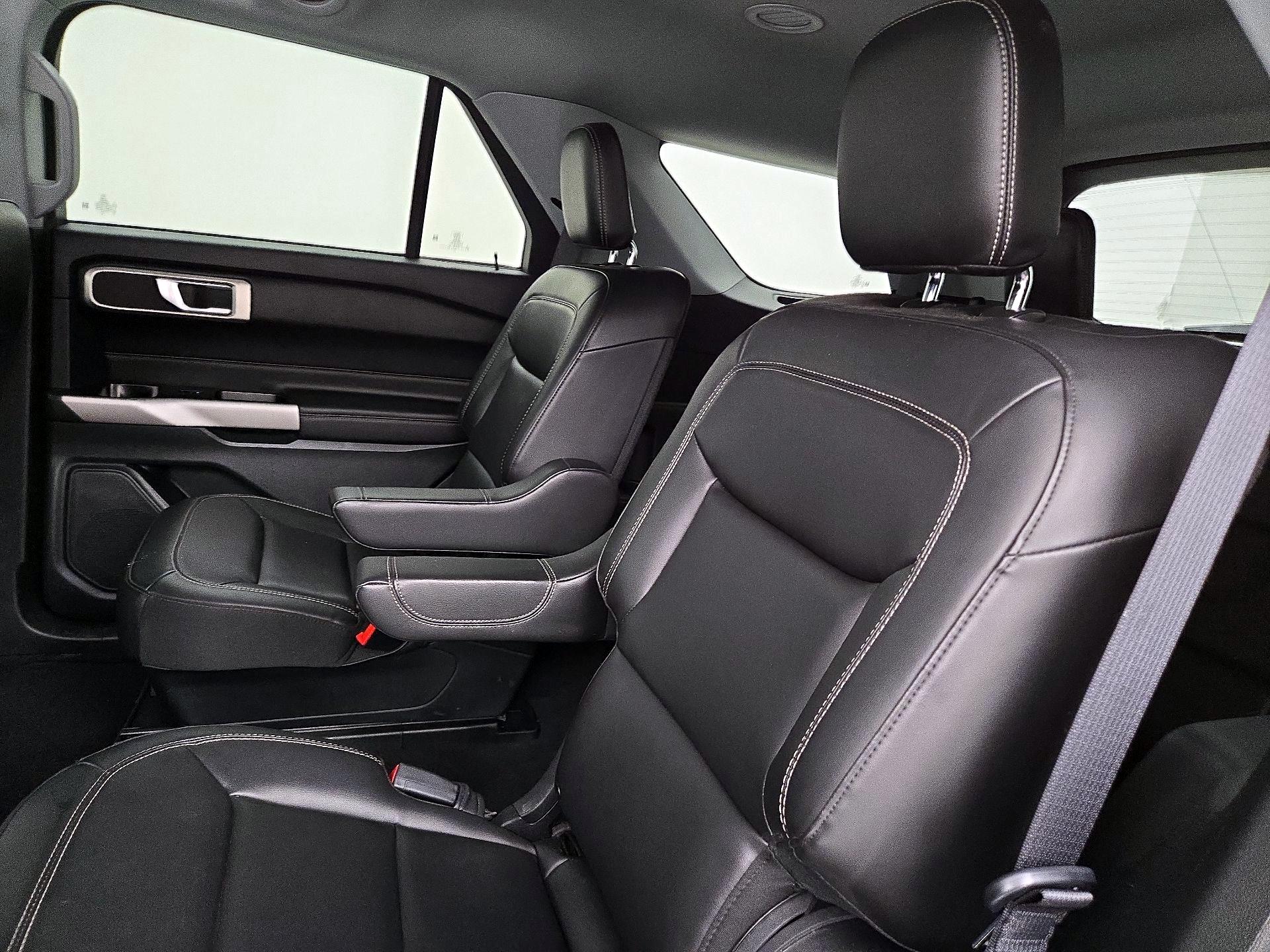 Thumbnail: 2022 Ford Explorer - 20