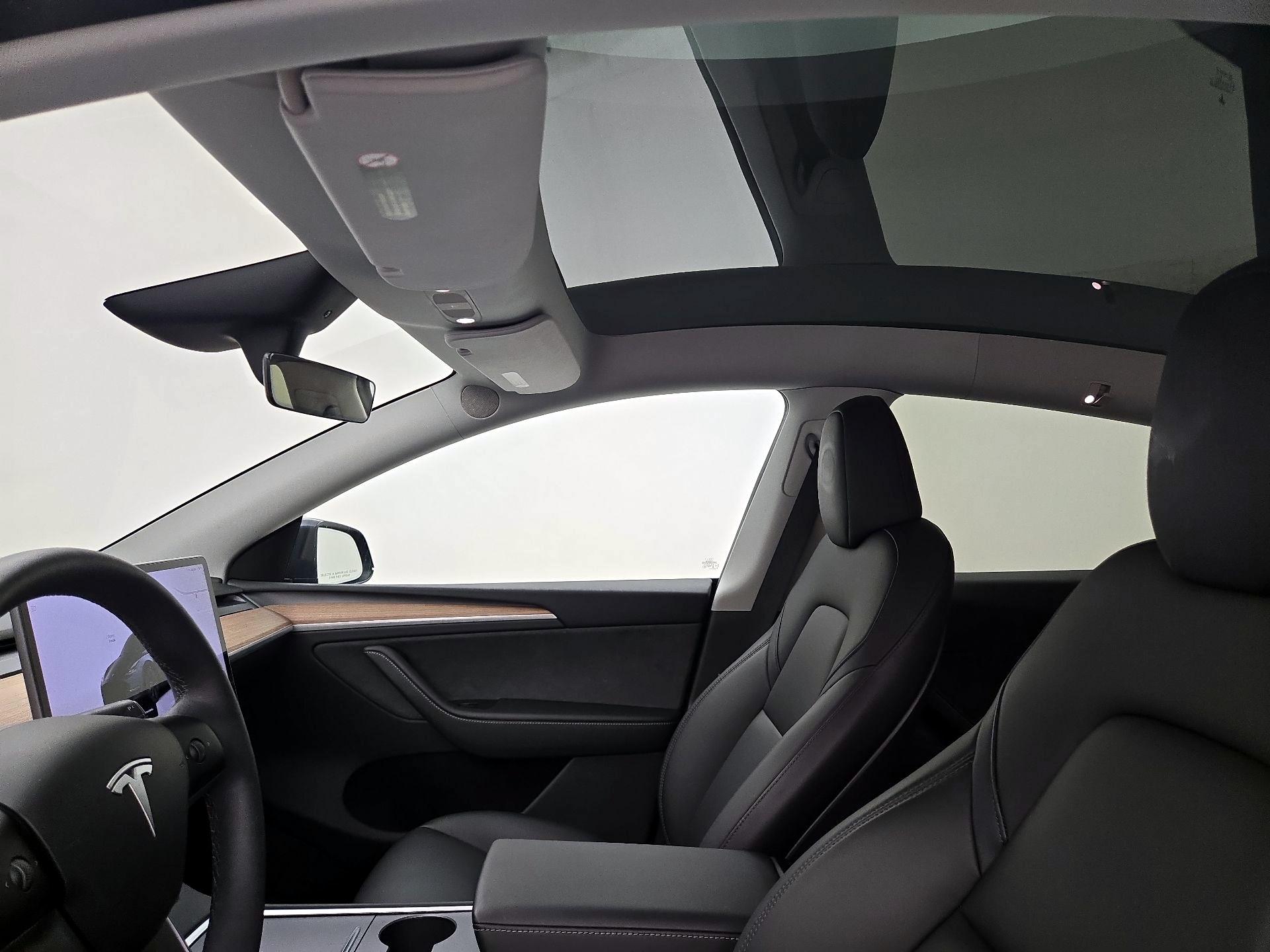 Thumbnail: 2025 Tesla Model Y - 18