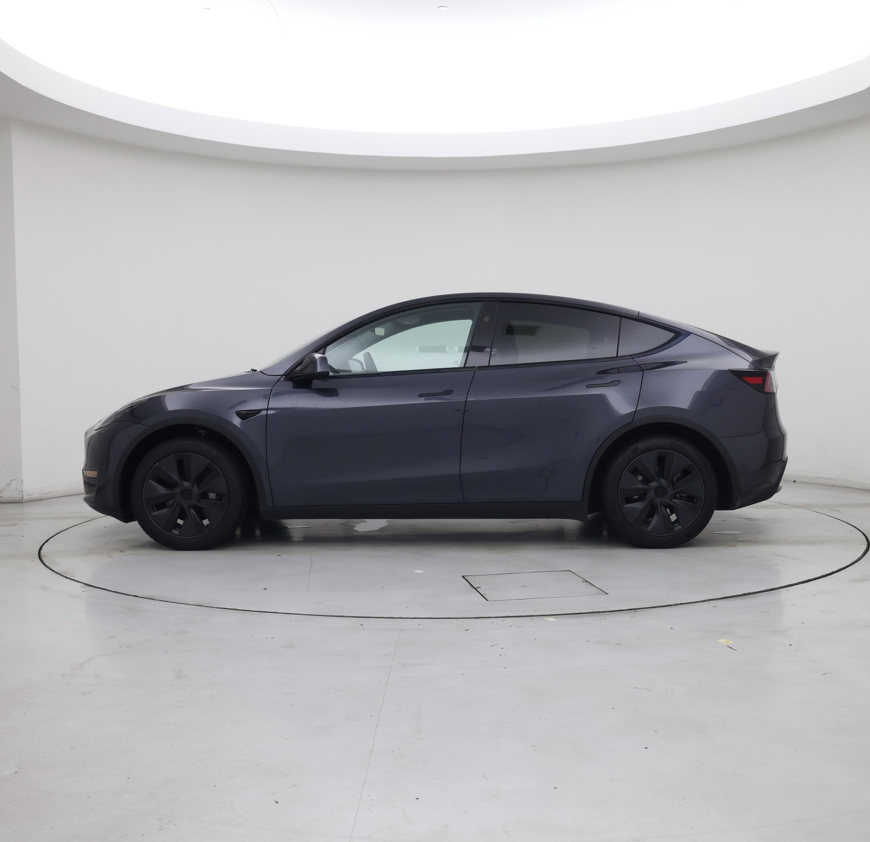 Thumbnail: 2025 Tesla Model Y - 3