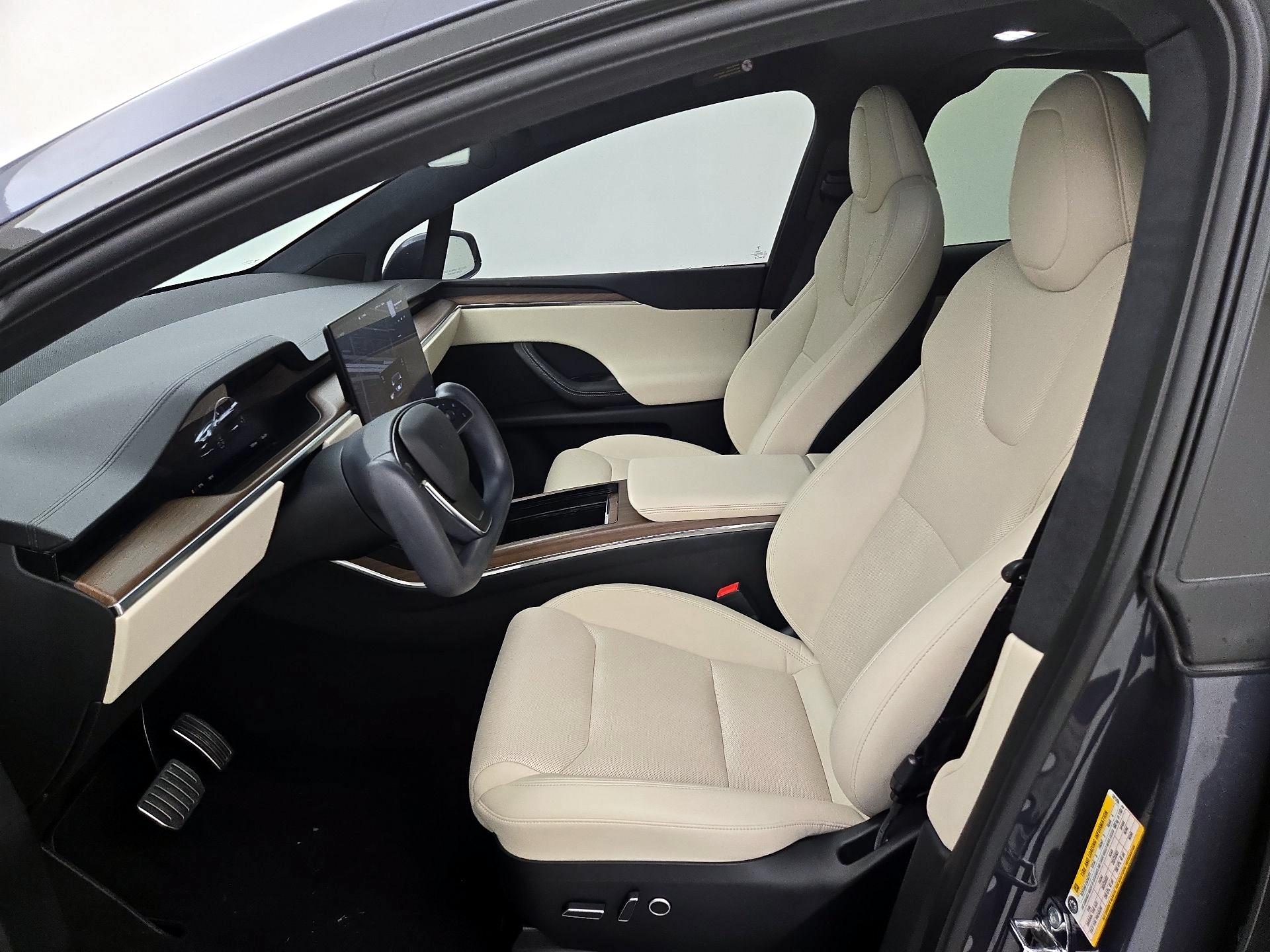 Thumbnail: 2023 Tesla Model X - 11