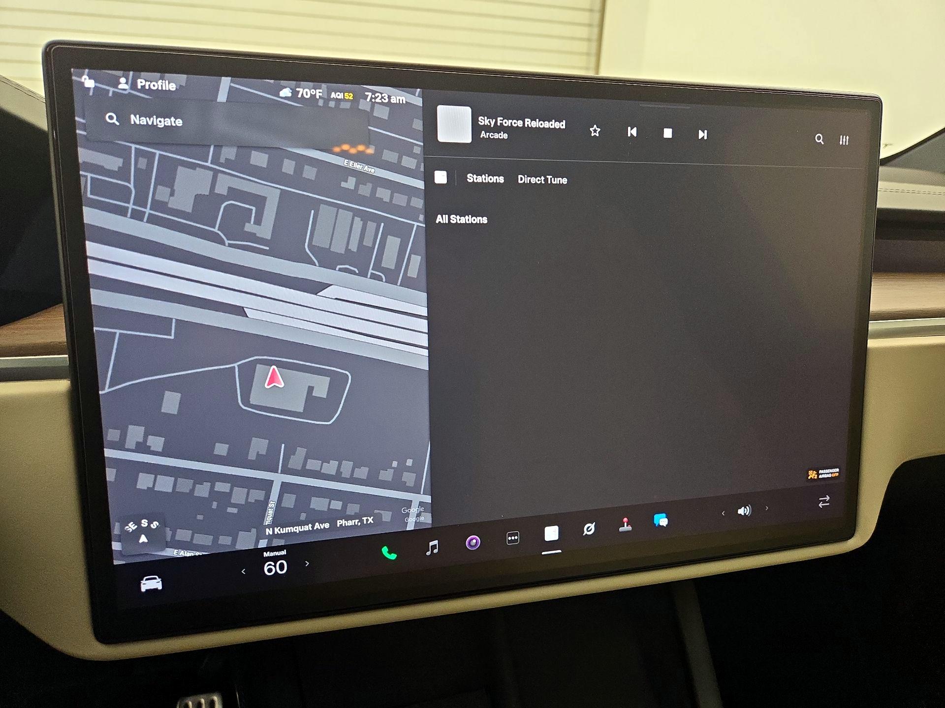 Thumbnail: 2023 Tesla Model X - 15