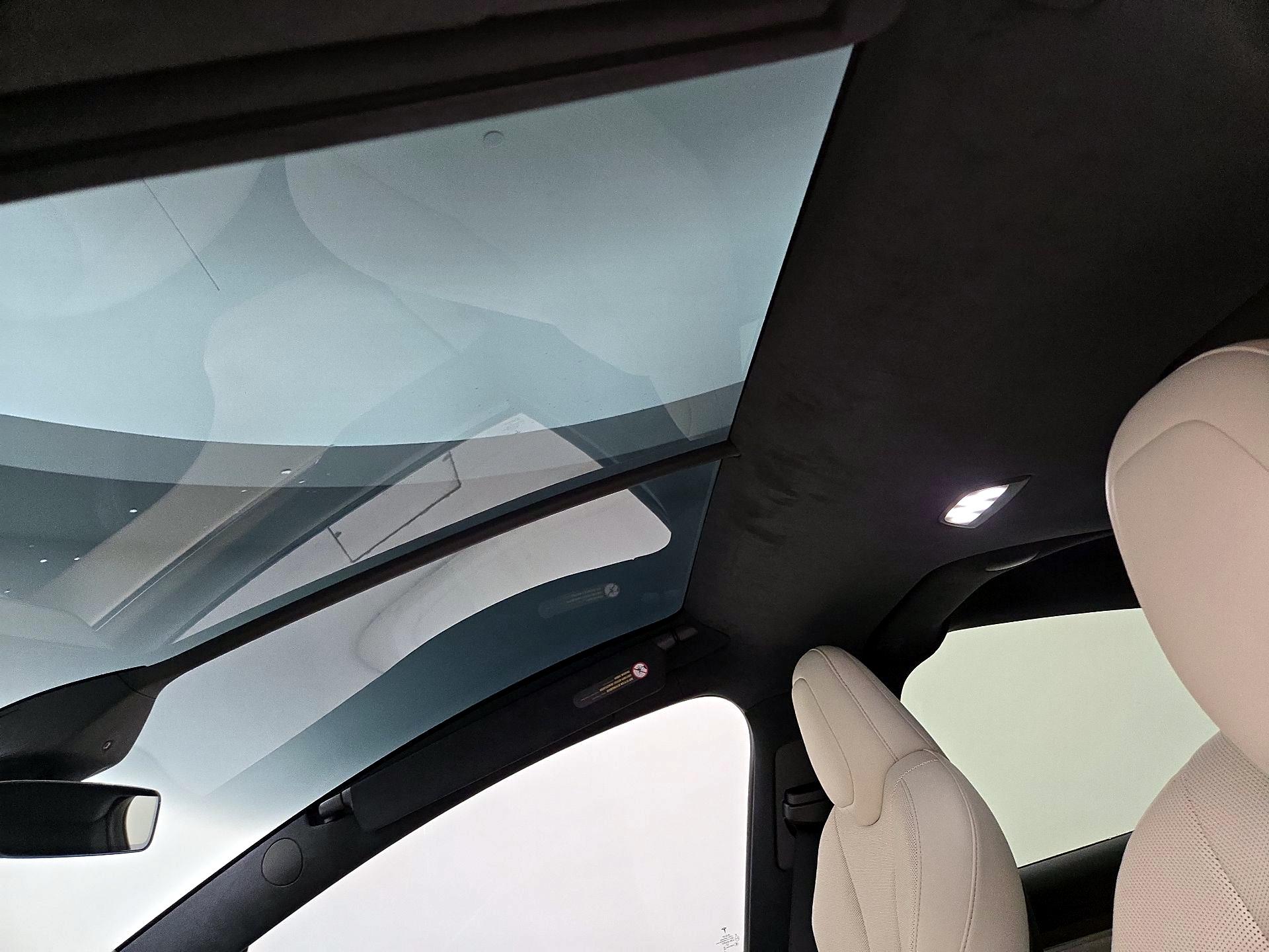 Thumbnail: 2023 Tesla Model X - 19