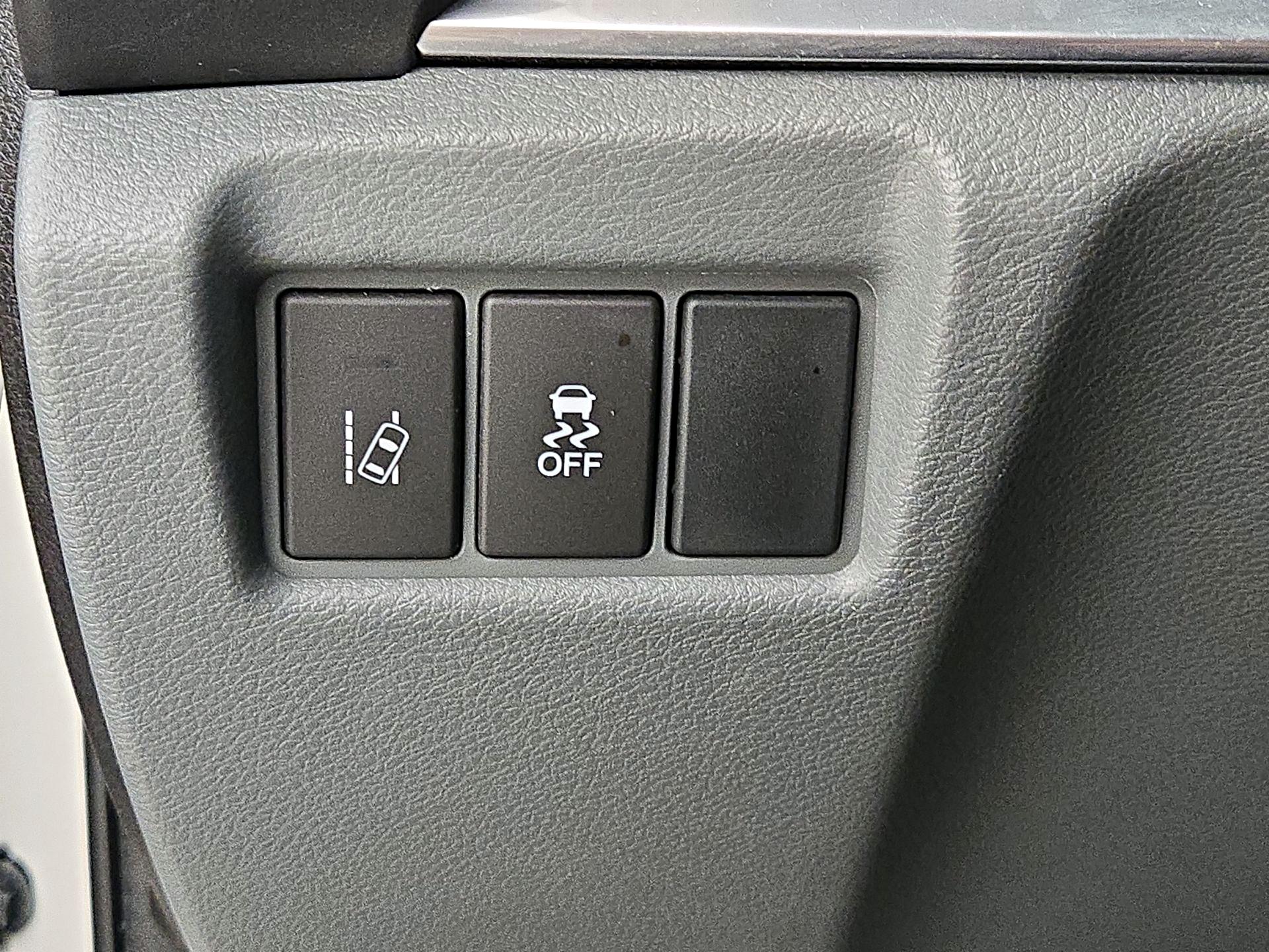 Thumbnail: 2016 Acura MDX - 13