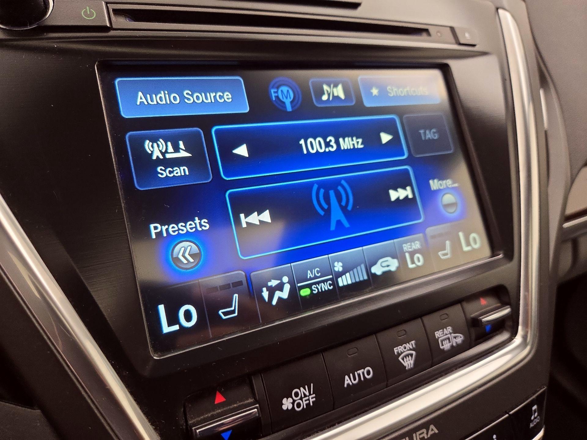 Thumbnail: 2016 Acura MDX - 16