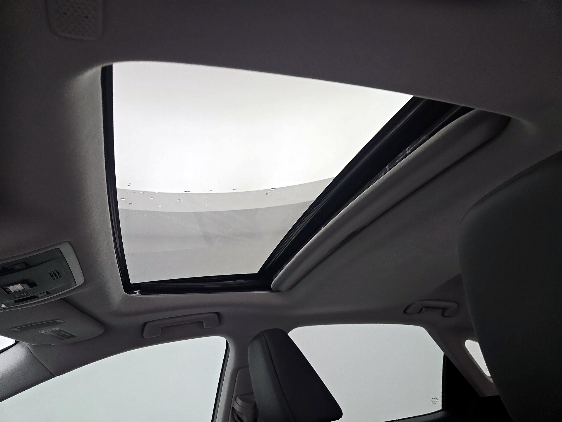 Thumbnail: 2022 Lexus RX - 19