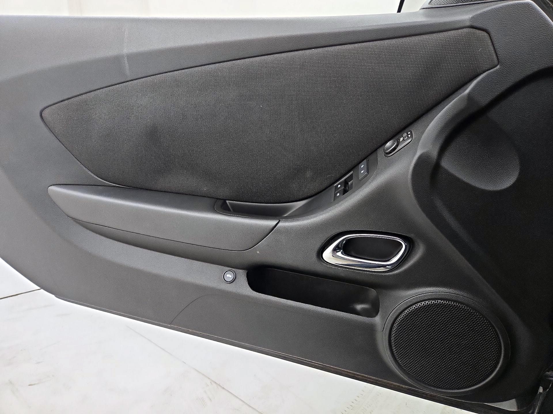 Thumbnail: 2015 Chevrolet Camaro - 12