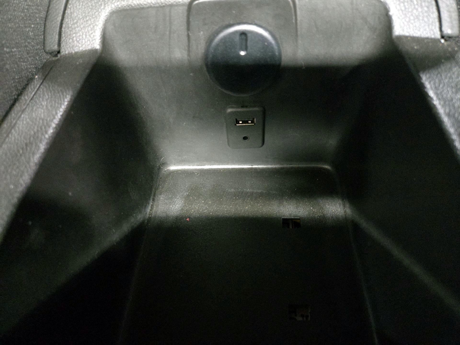 Thumbnail: 2015 Chevrolet Camaro - 19