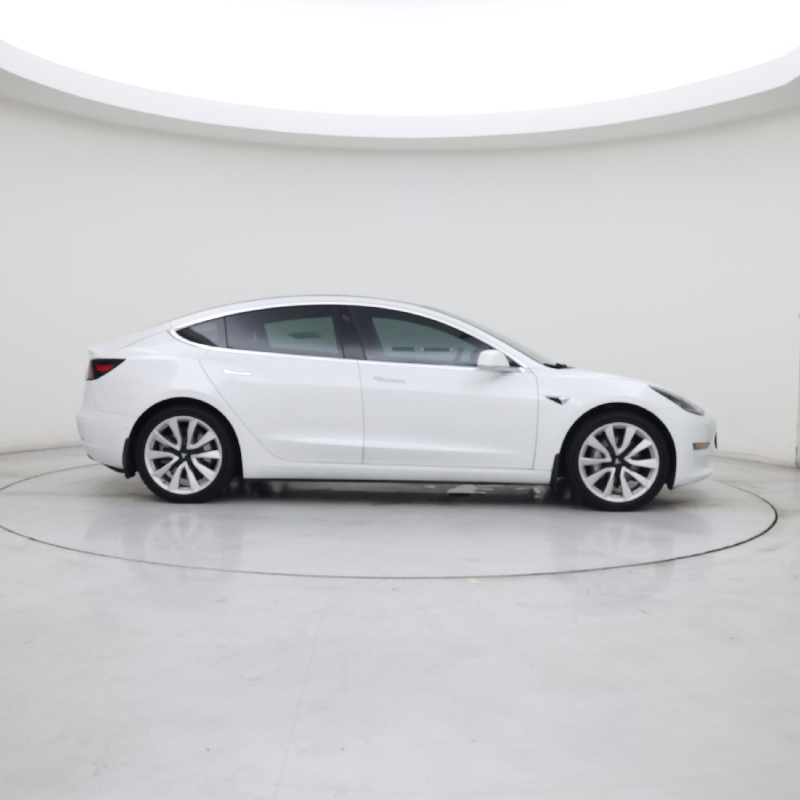 Thumbnail: 2020 Tesla Model 3 - 7