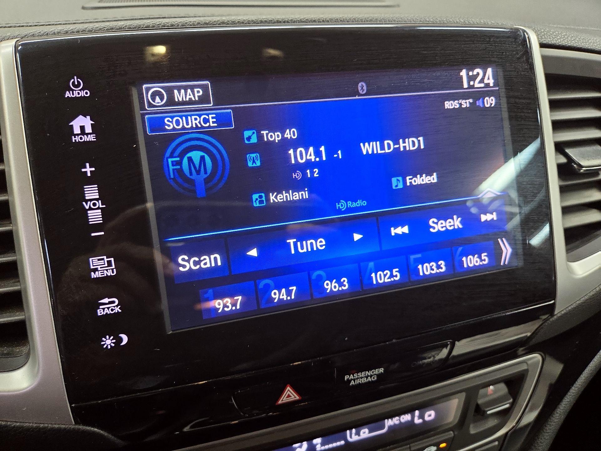 Thumbnail: 2017 Honda Ridgeline - 16