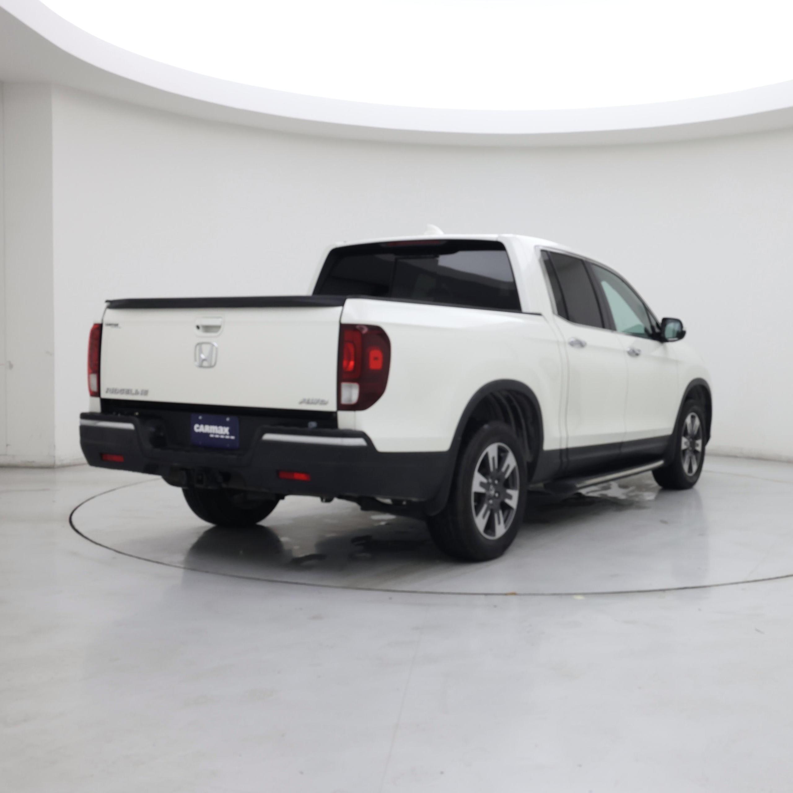 Thumbnail: 2017 Honda Ridgeline - 8