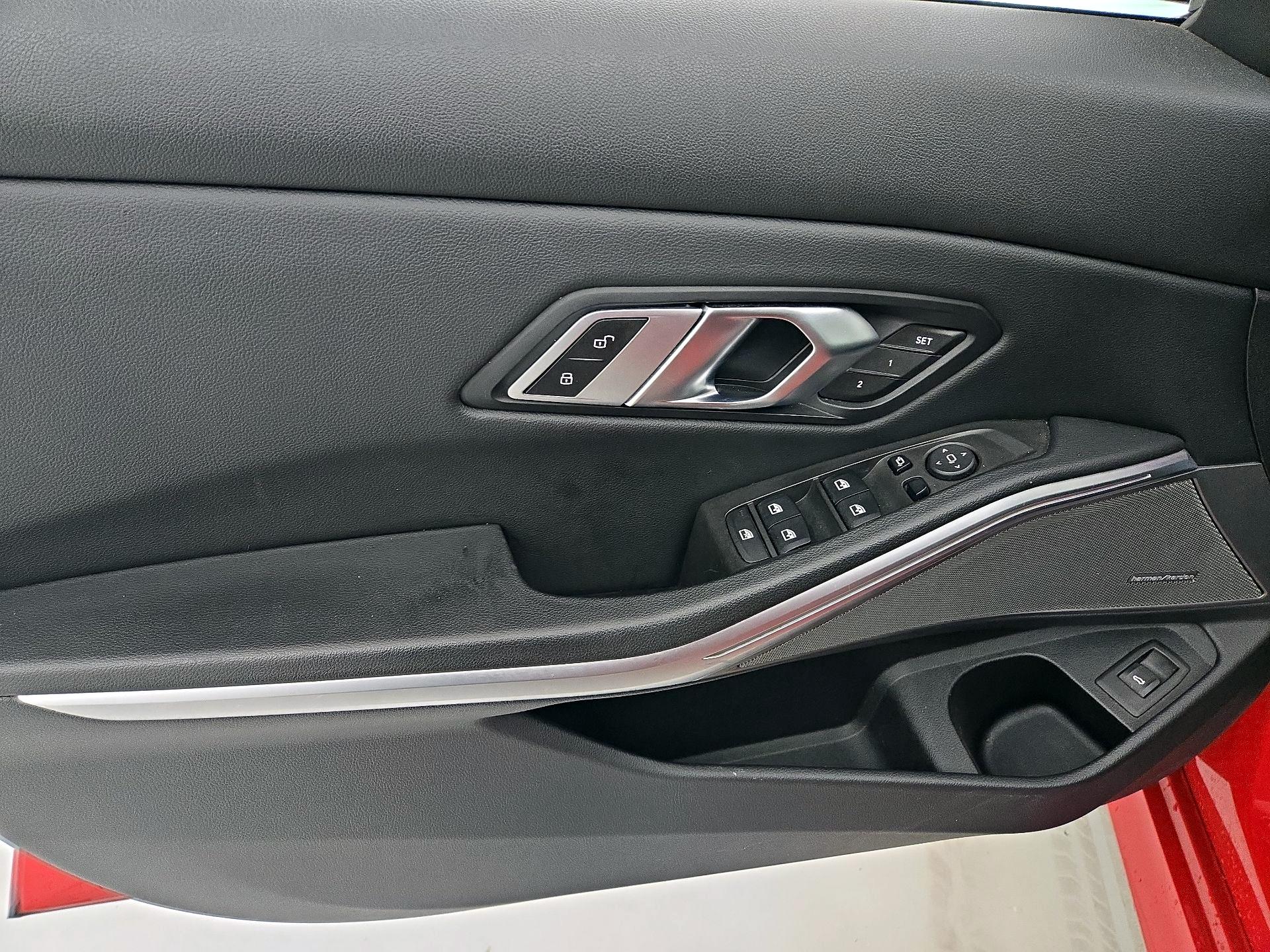 Thumbnail: 2023 BMW 3 Series - 12