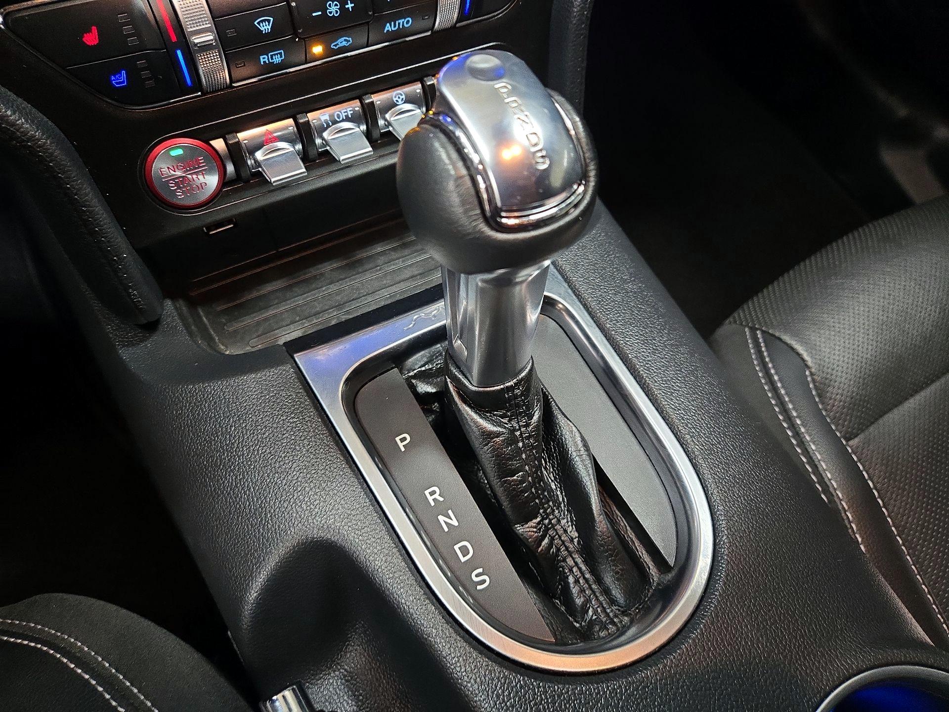 Thumbnail: 2022 Ford Mustang - 17