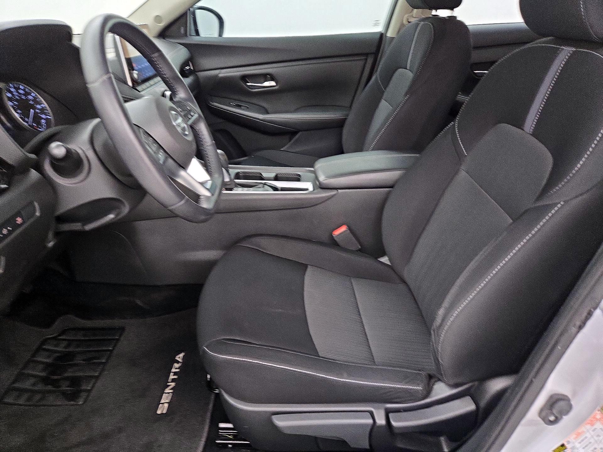 Thumbnail: 2020 Nissan Sentra - 11