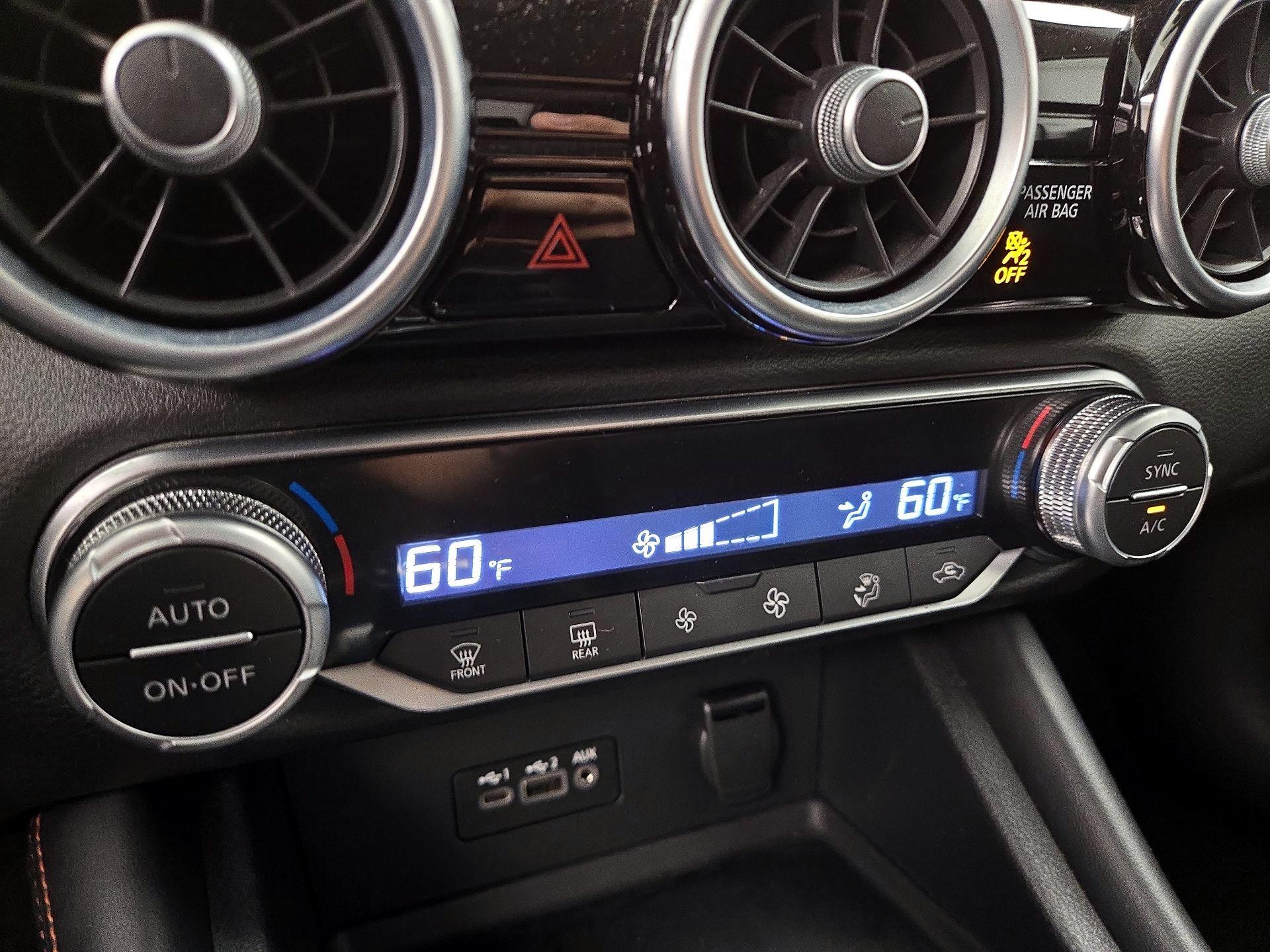 Thumbnail: 2020 Nissan Sentra - 16