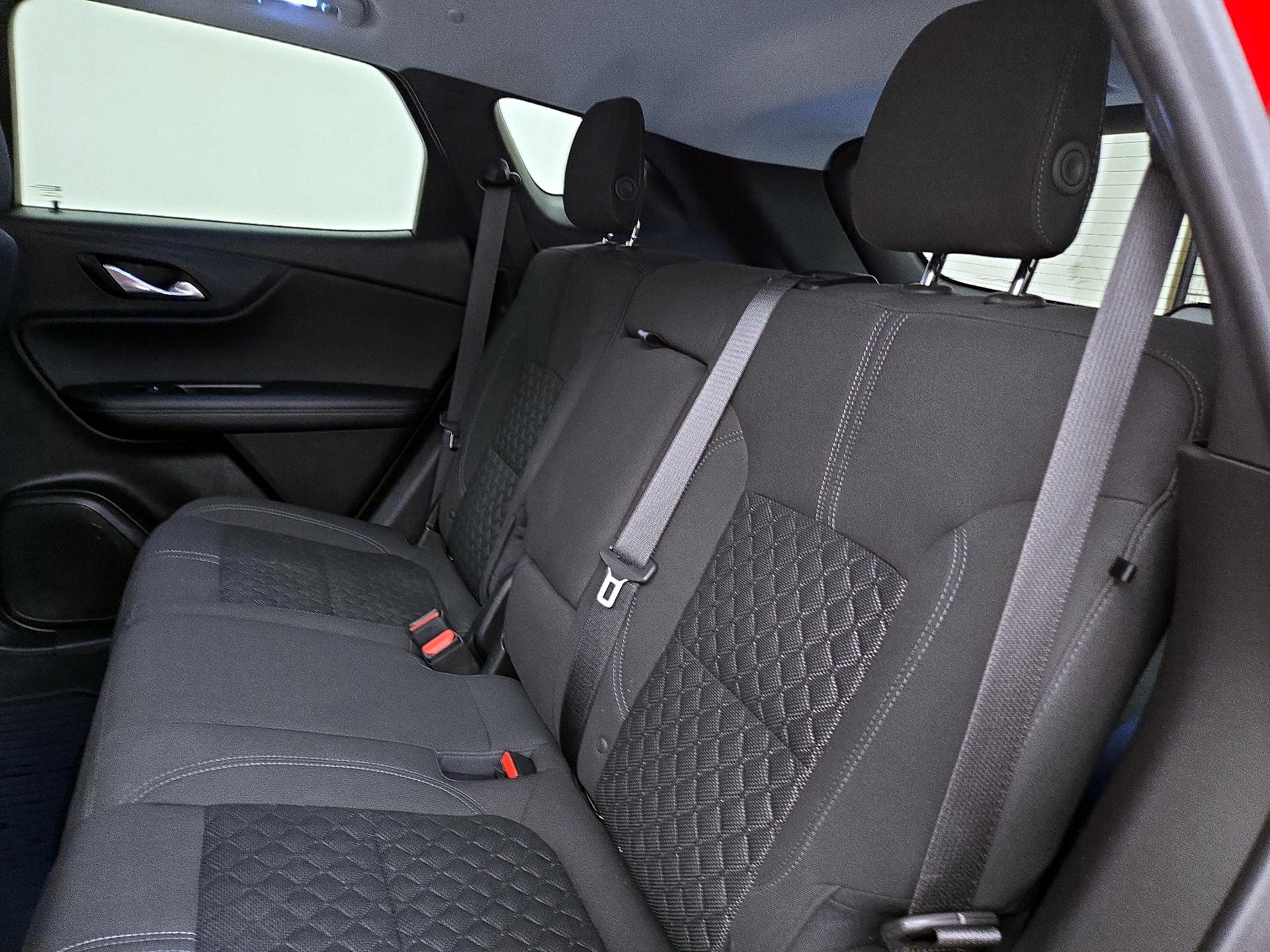 Thumbnail: 2020 Chevrolet Blazer - 19