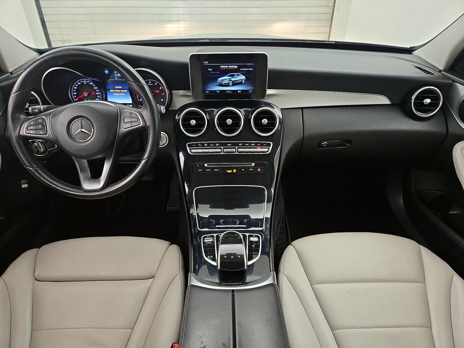 Thumbnail: 2016 Mercedes-Benz C-Class - 9