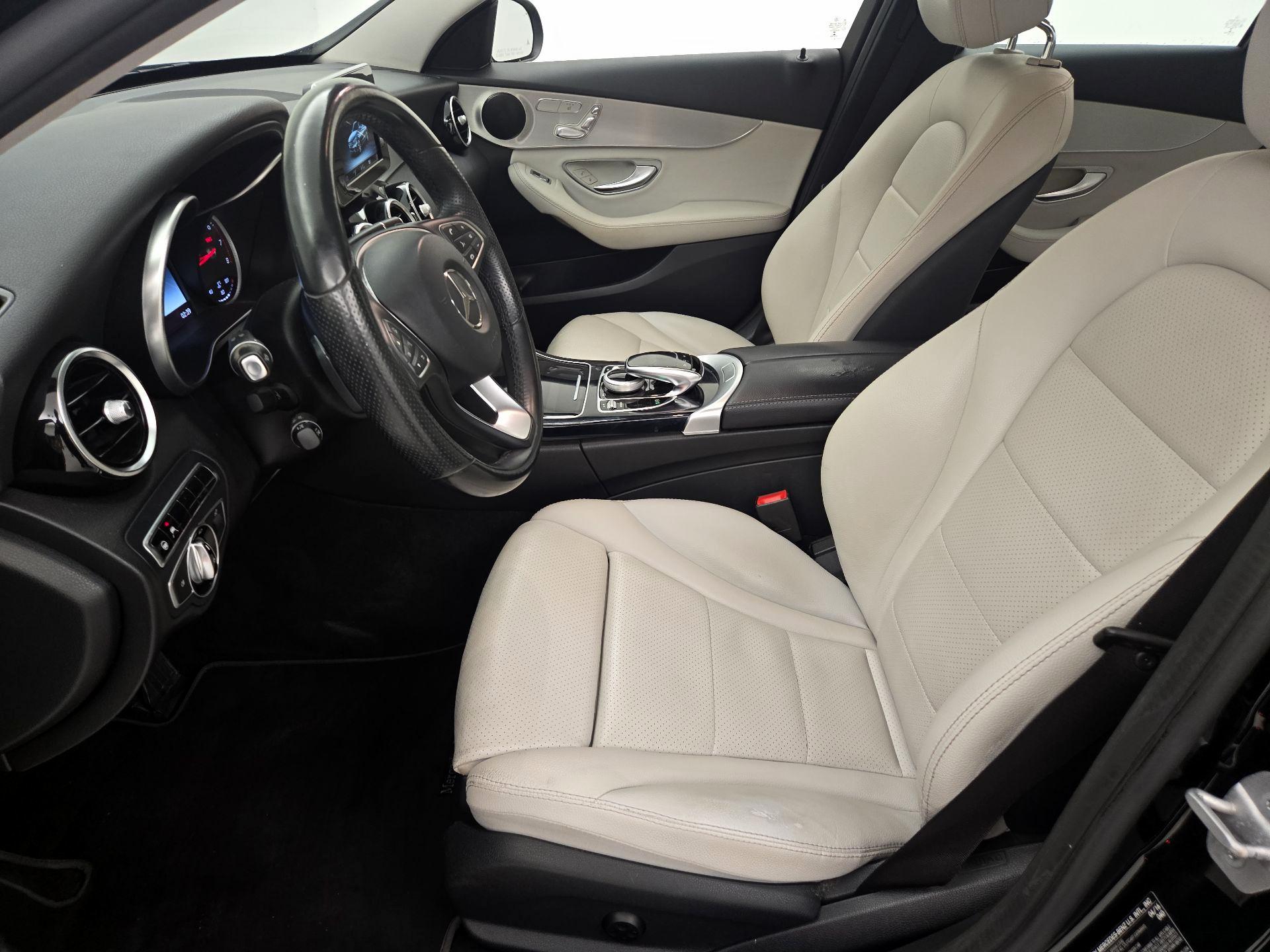 Thumbnail: 2016 Mercedes-Benz C-Class - 11