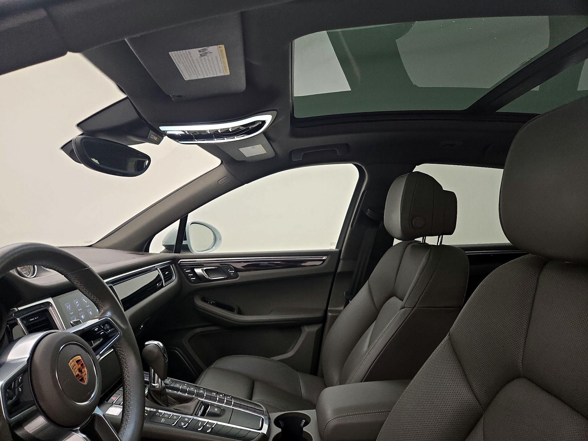 Thumbnail: 2018 Porsche Macan - 20