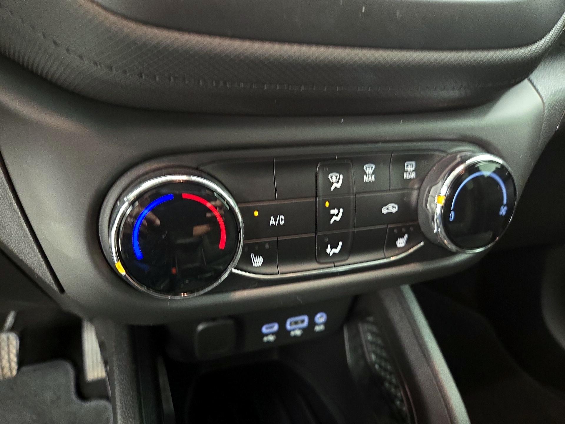 Thumbnail: 2022 Chevrolet TrailBlazer - 16