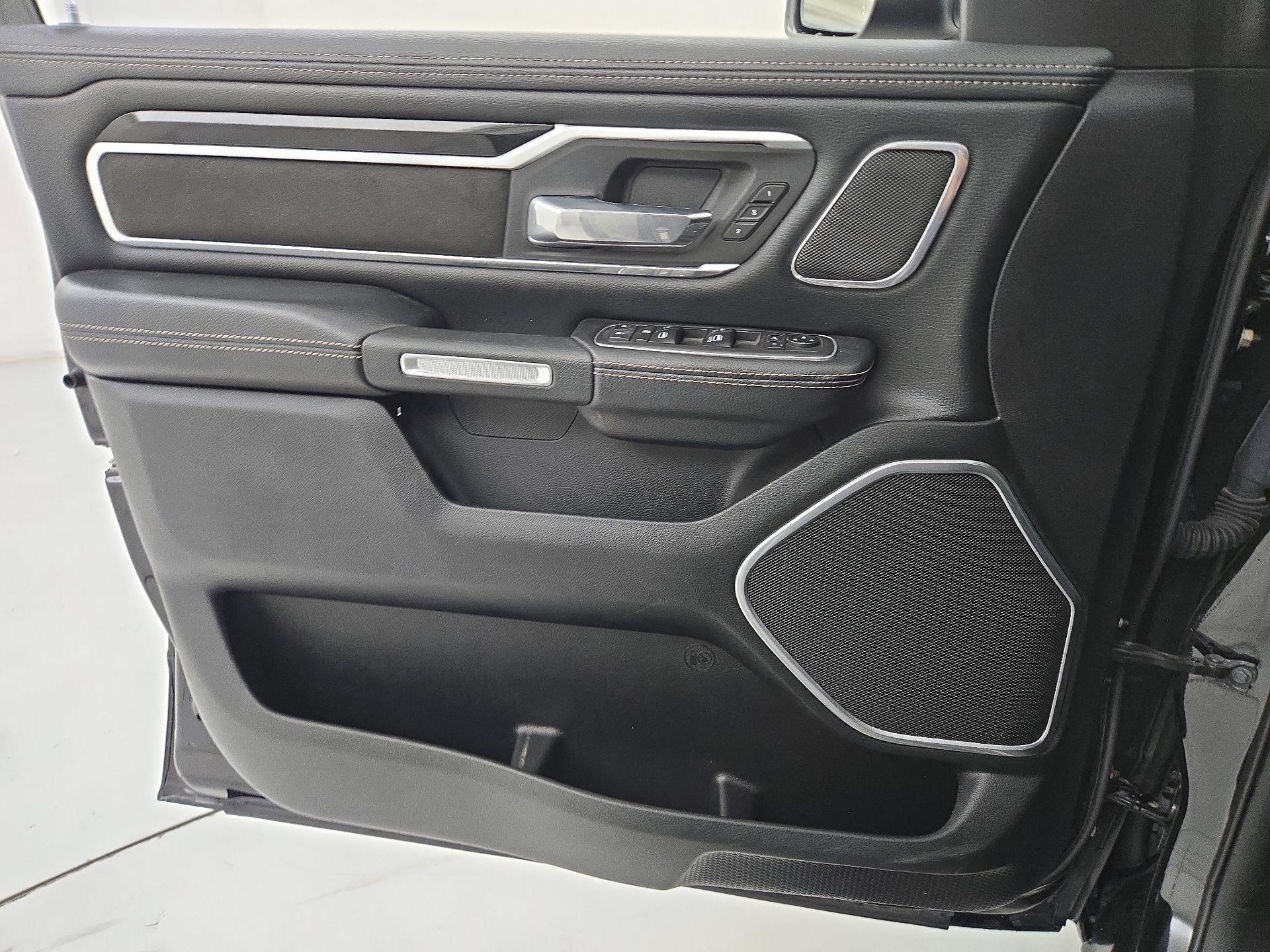 Thumbnail: 2020 RAM 1500 - 10