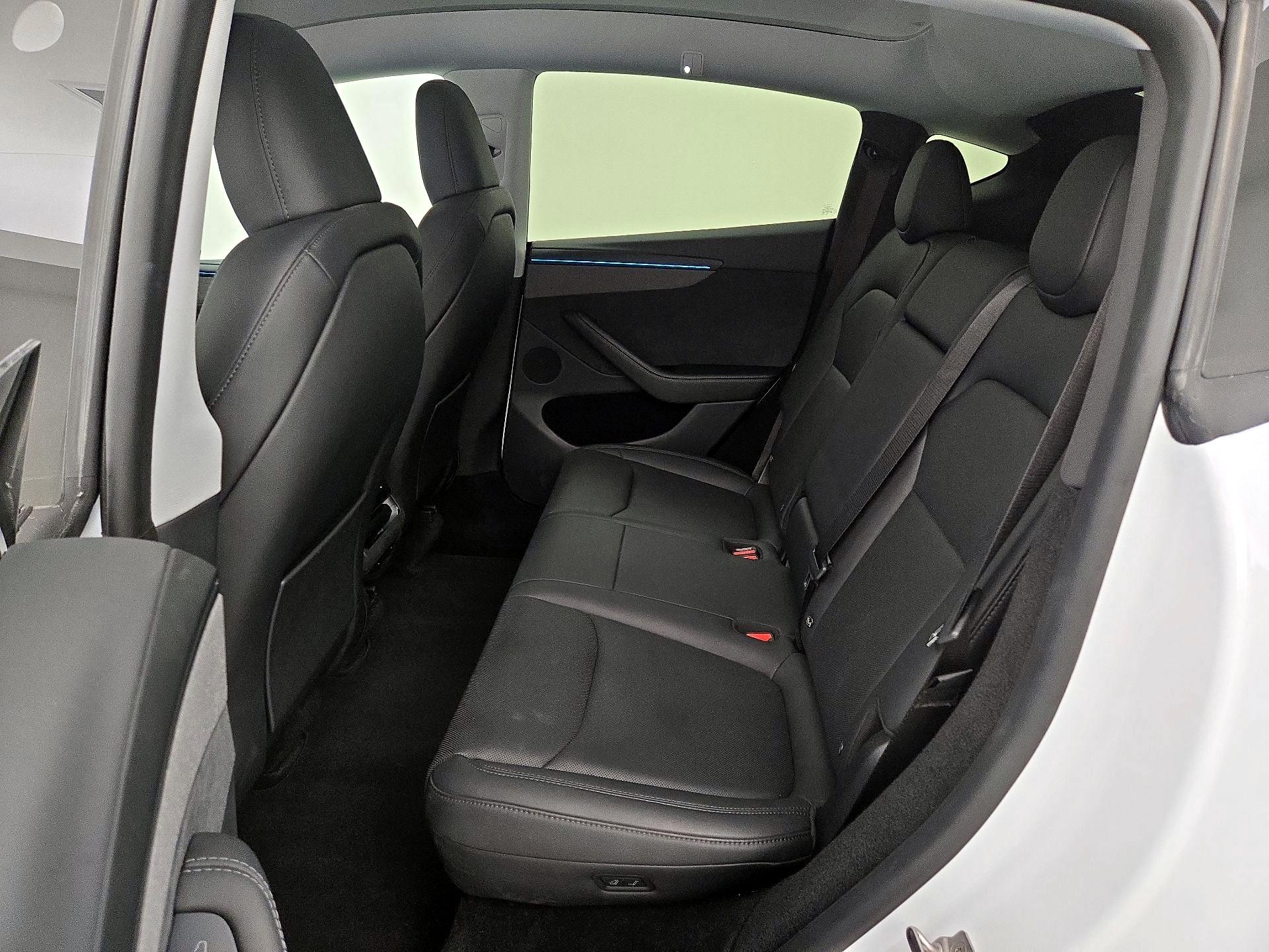 Thumbnail: 2026 Tesla Model Y - 20