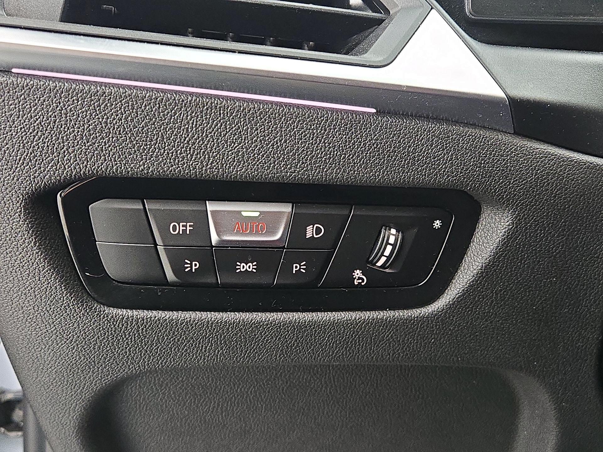 Thumbnail: 2024 BMW 3 Series - 13