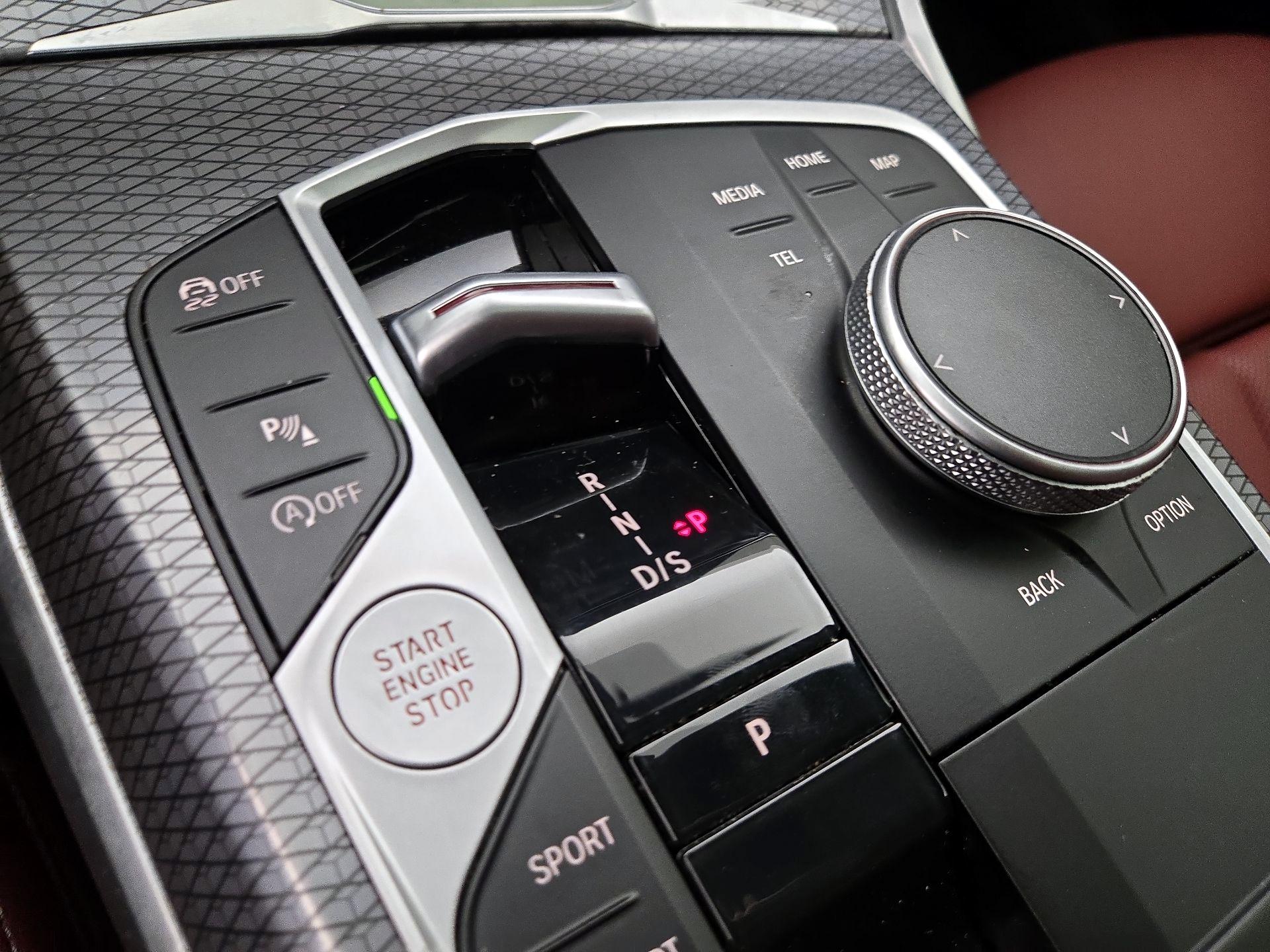 Thumbnail: 2024 BMW 3 Series - 18