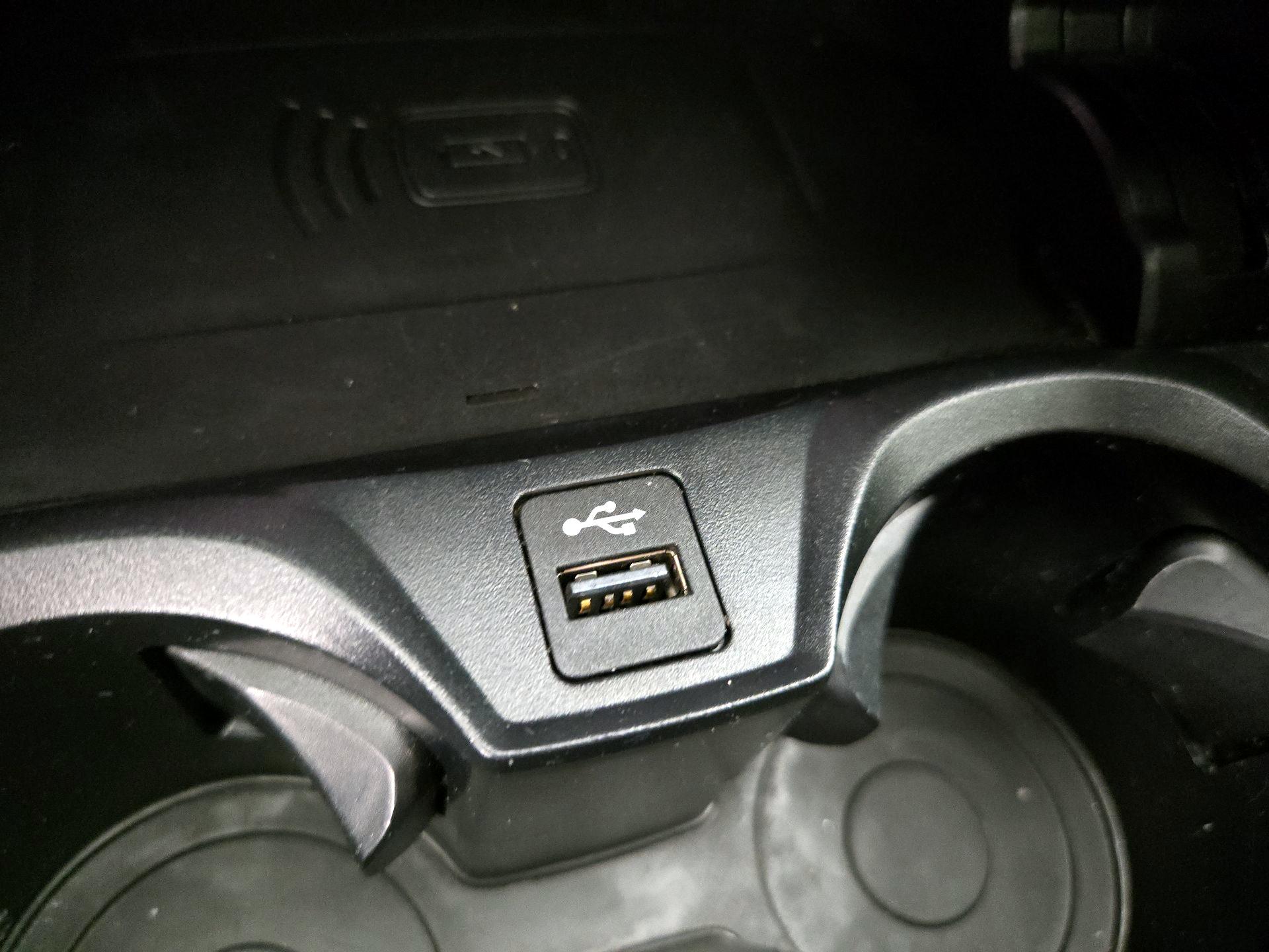 Thumbnail: 2024 BMW 3 Series - 19