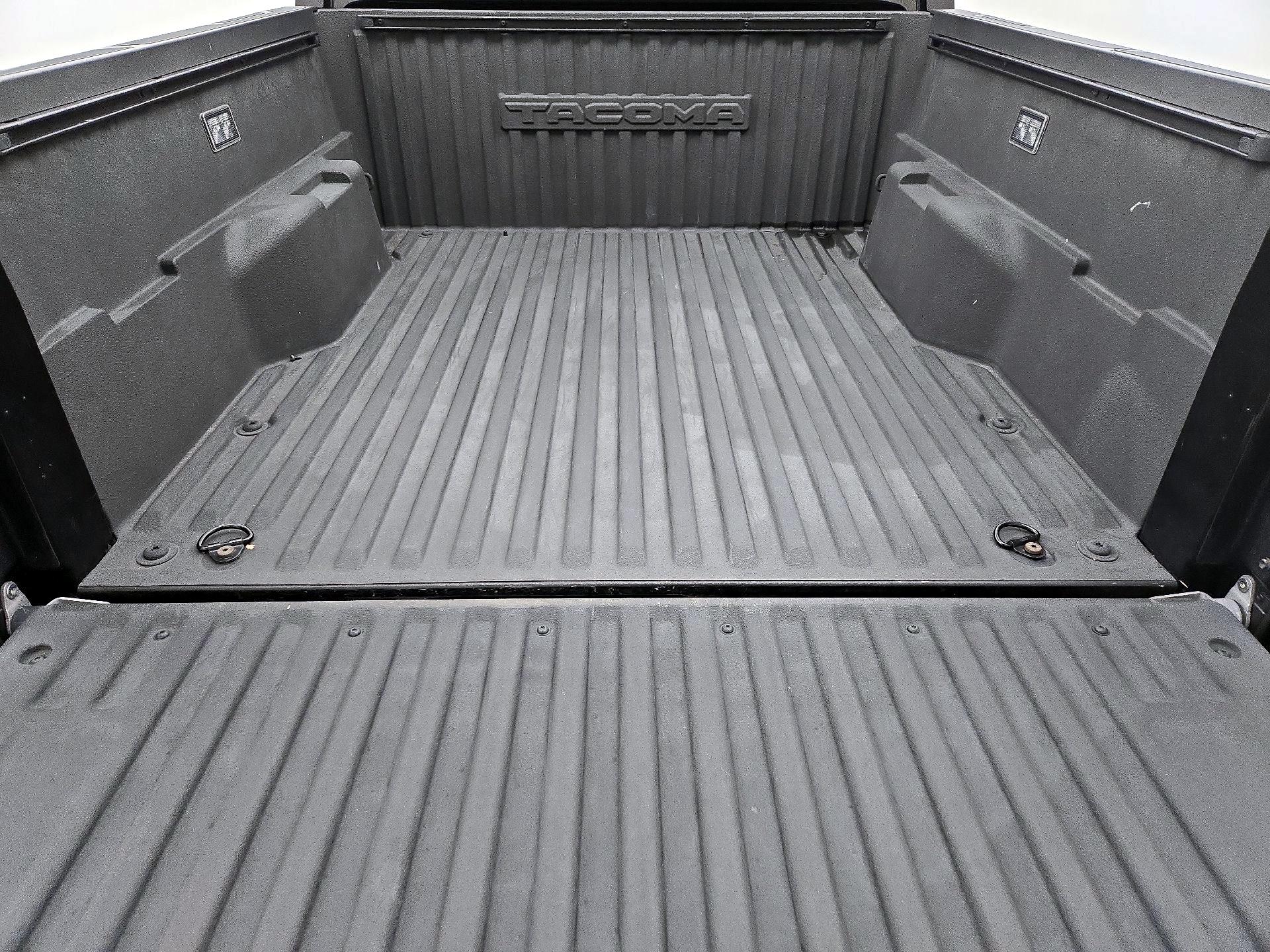 Thumbnail: 2024 Toyota Tacoma - 20