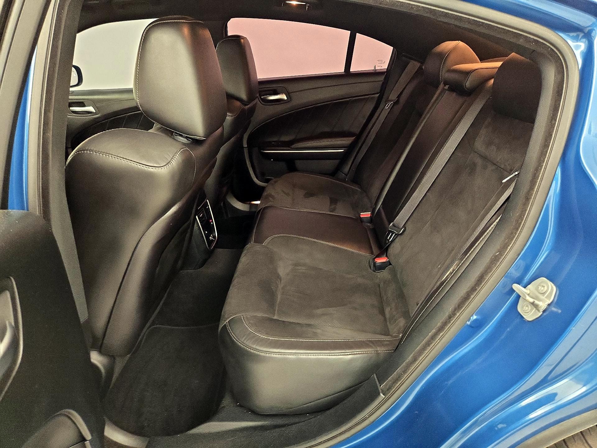 Thumbnail: 2020 Dodge Charger - 20