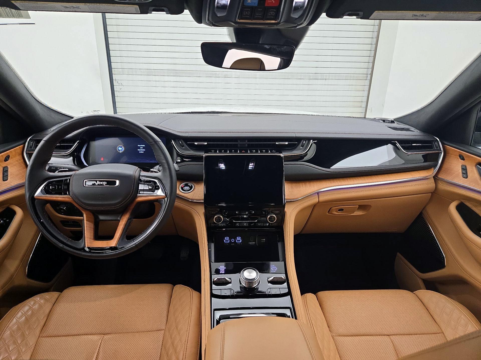 Thumbnail: 2025 Jeep Grand Cherokee L - 9